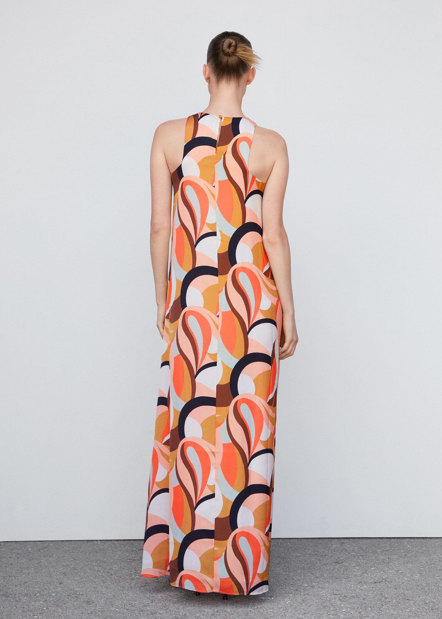 Printed halter dress - Reverse of the article