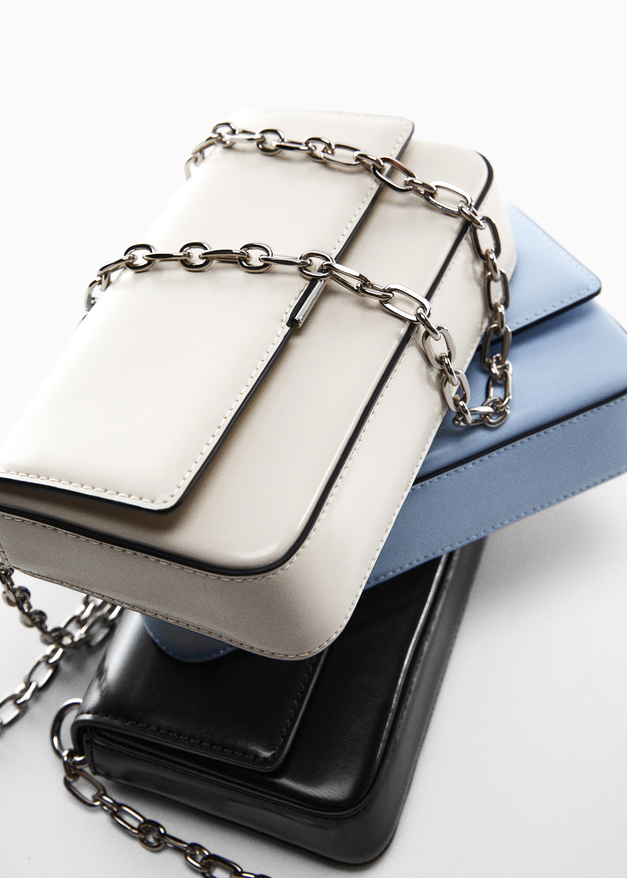 Sac à rabat chaîne - Détail de l'article 5, Blanc cassé. Ref: 57002516-00.