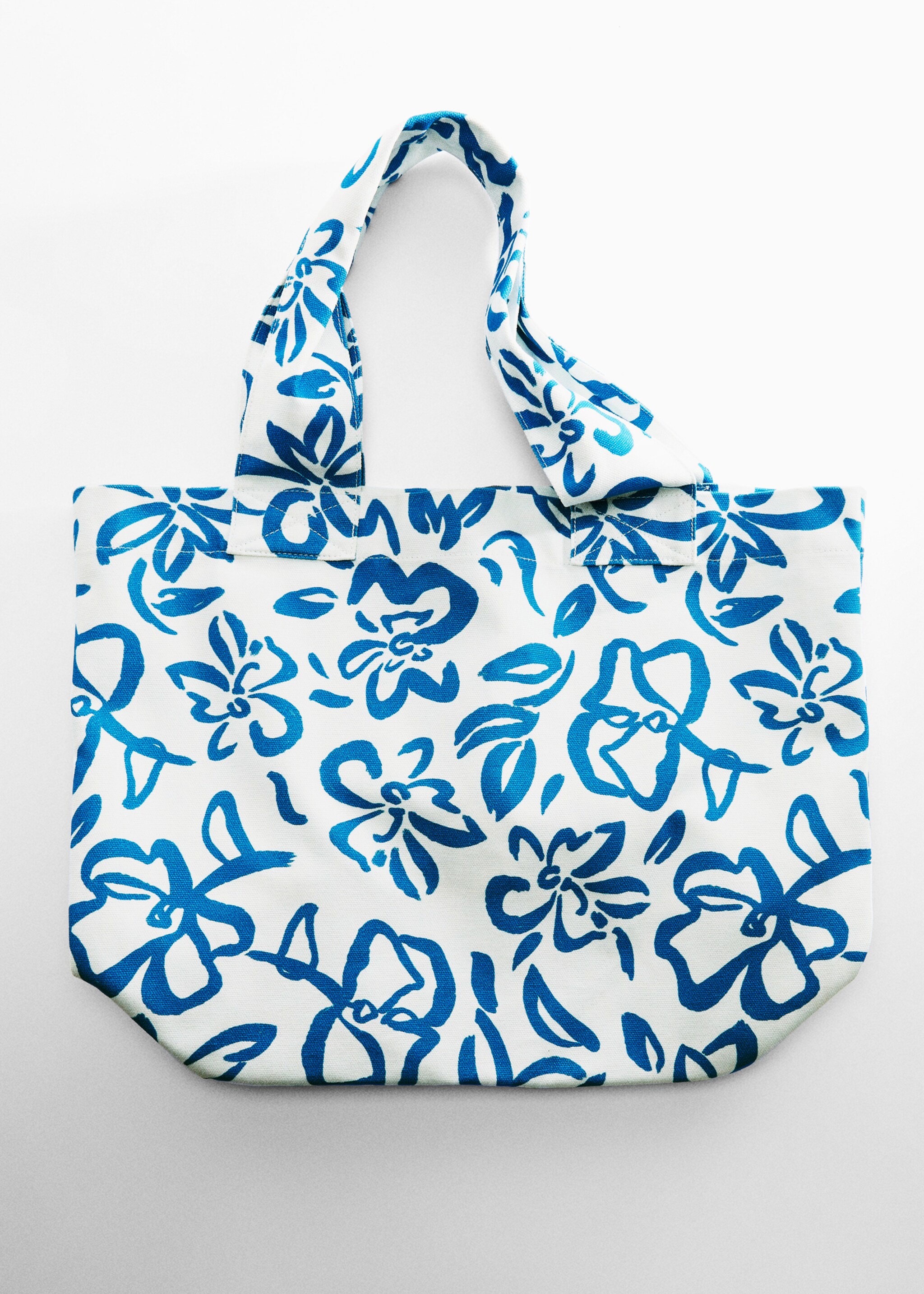 Floral tote bag - Details of the article 5, Blue. Ref: 57002519-00.