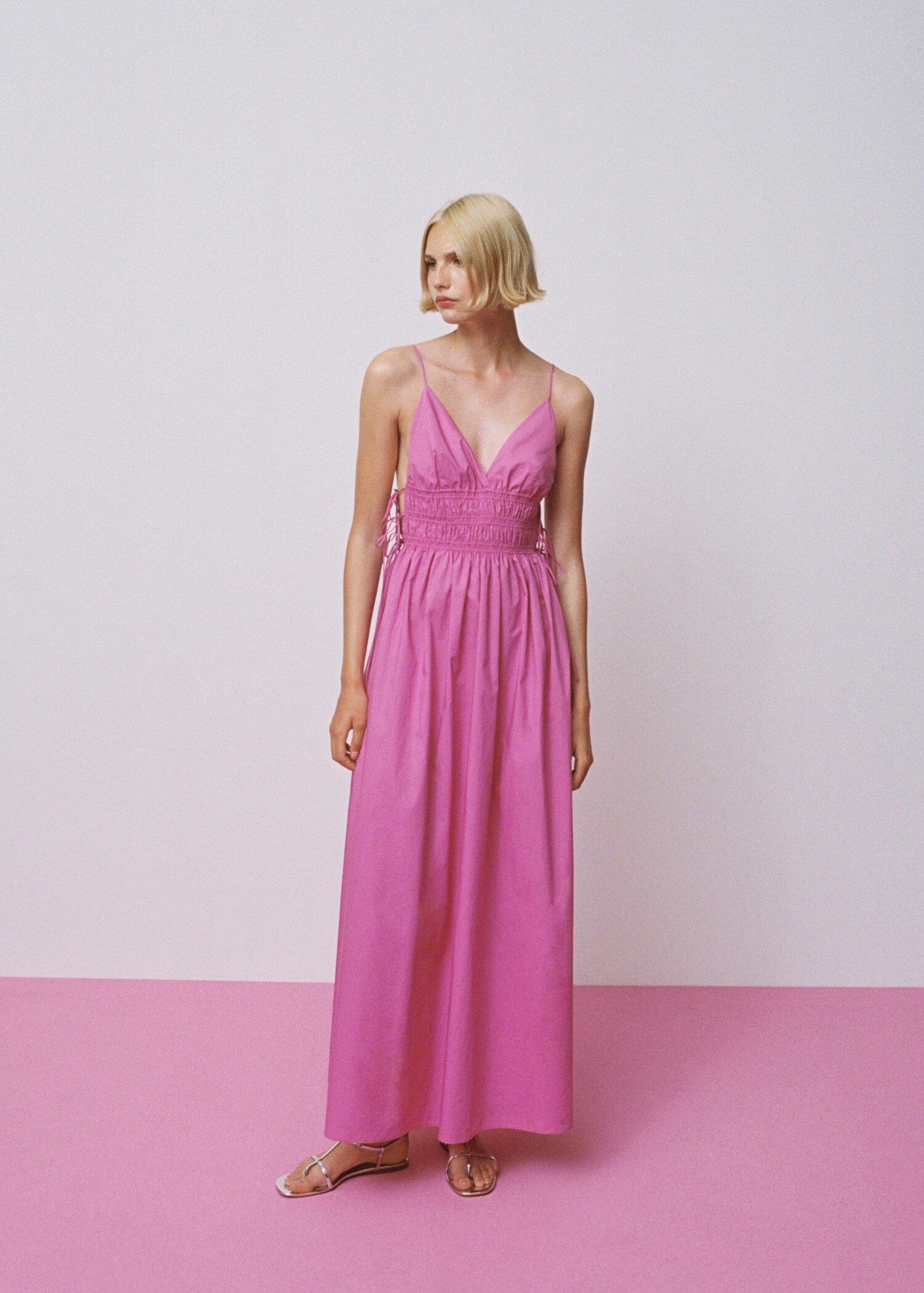 Cotton dress with side ties - Details of the article 6