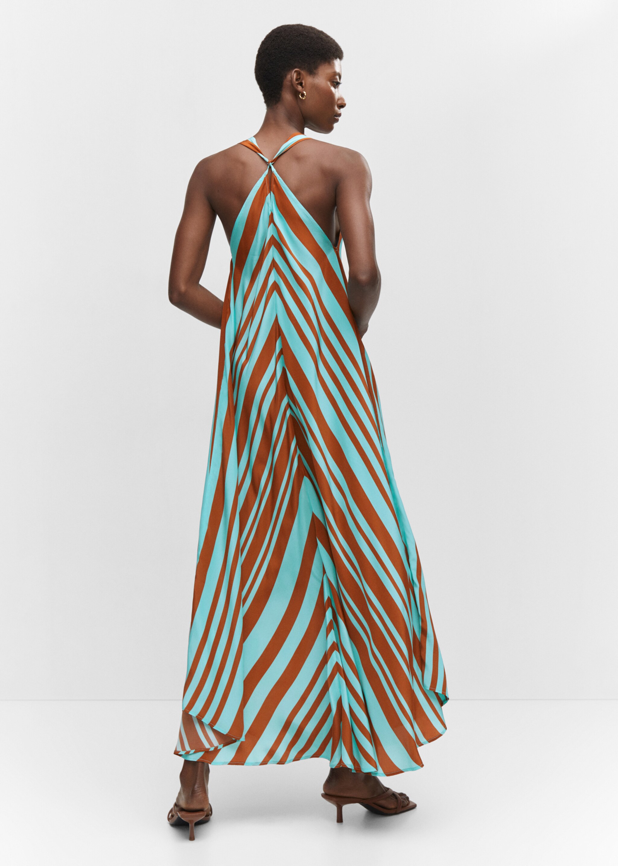 V-neck satin dress - Reverse of the article, Turquoise. Ref: 57002894-00.