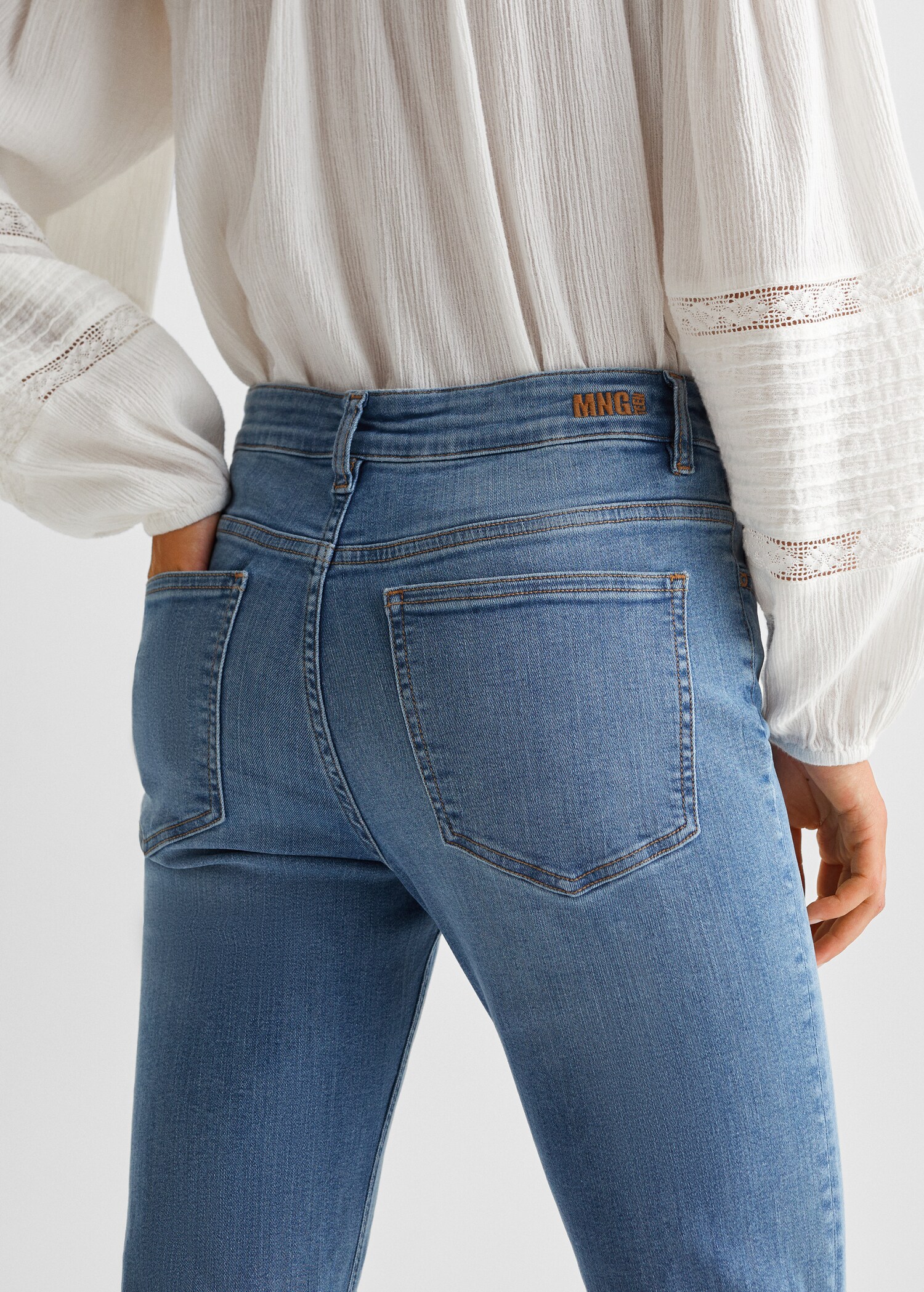 Flared jeans - Detail van het artikel 1