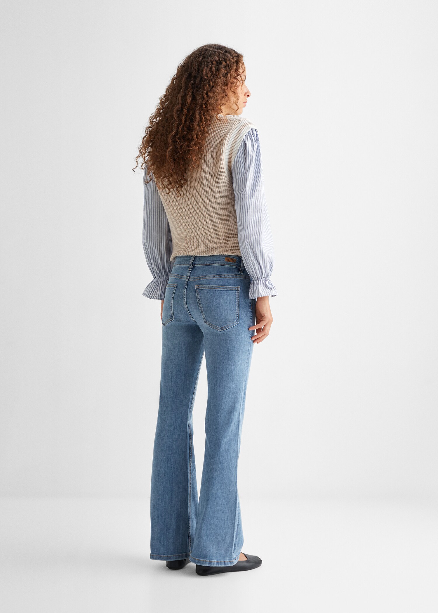 Flared jeans - Achterkant van het artikel