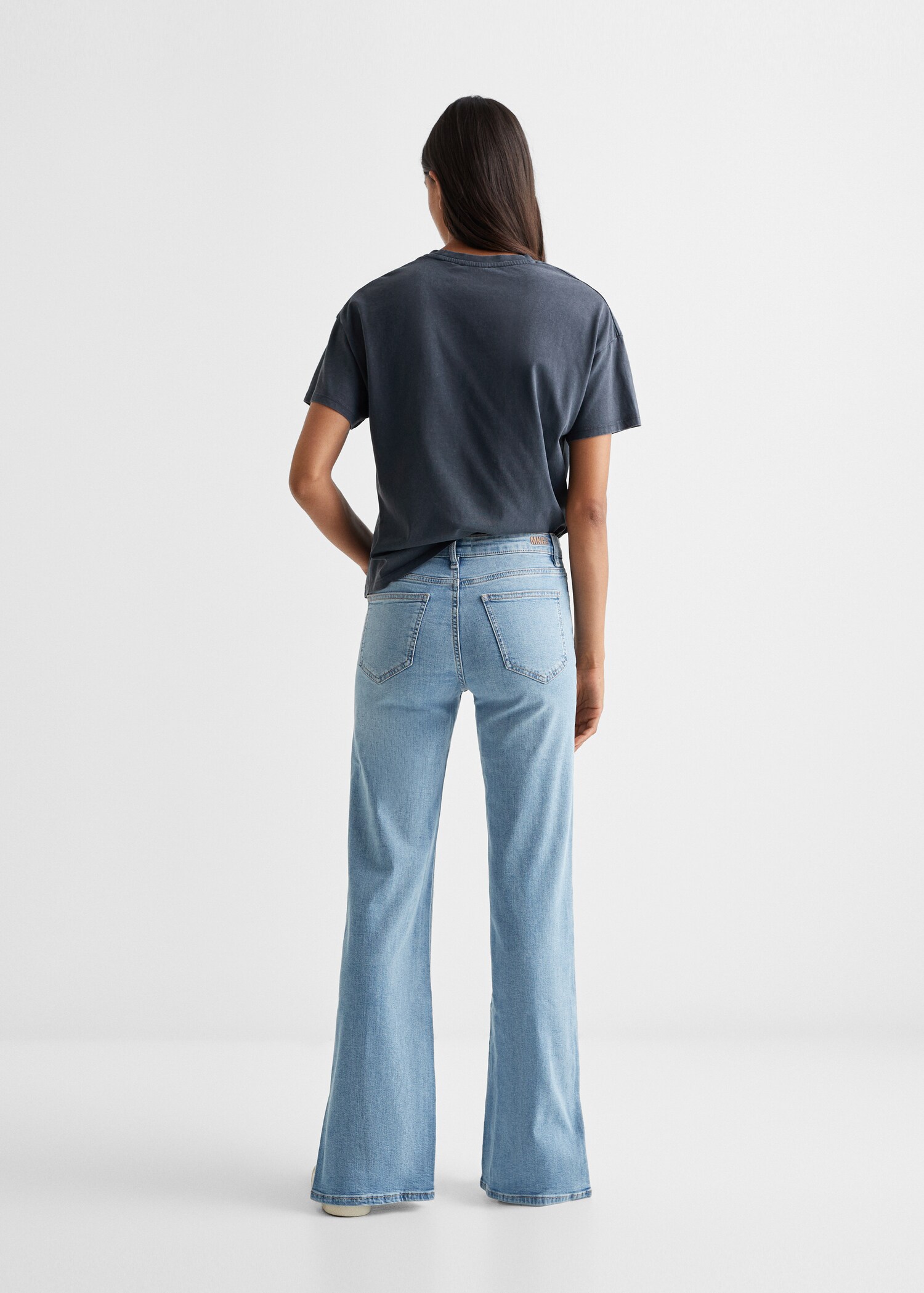 Flared jeans met split - Achterkant van het artikel