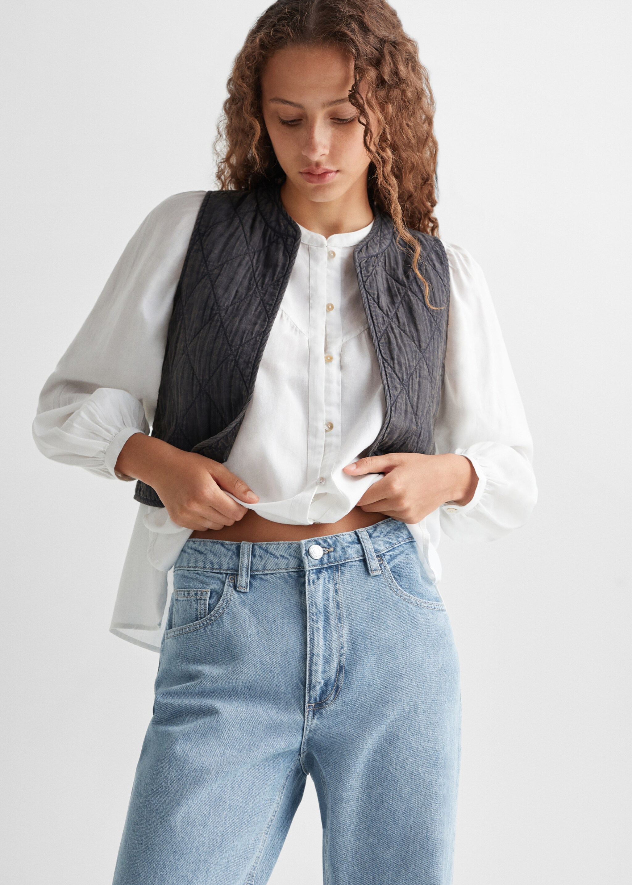 100% cotton mom-fit jeans - Medium plane, Light Blue. Ref: 57003260-00.