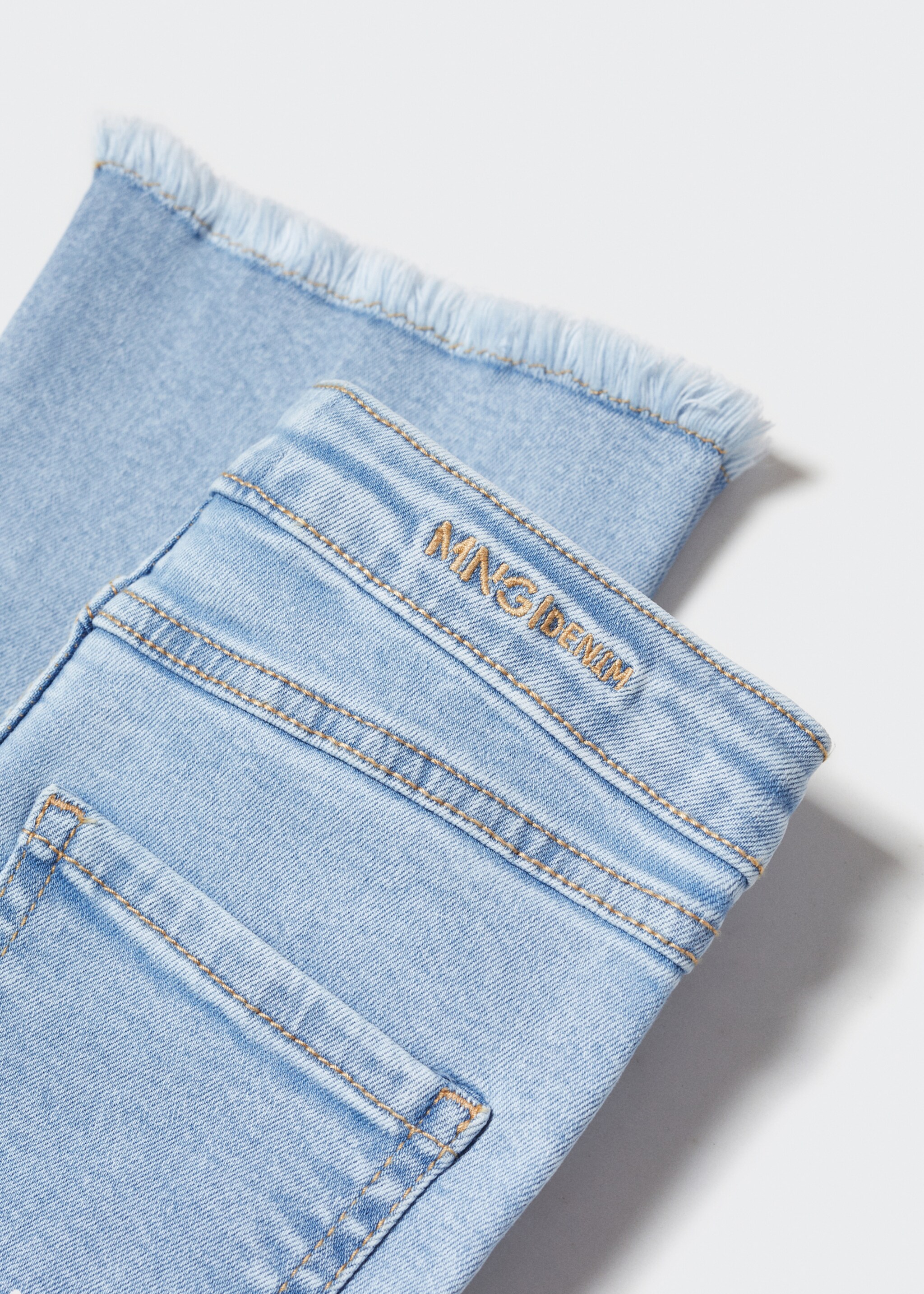 Trumpet jeans - Details of the article 8