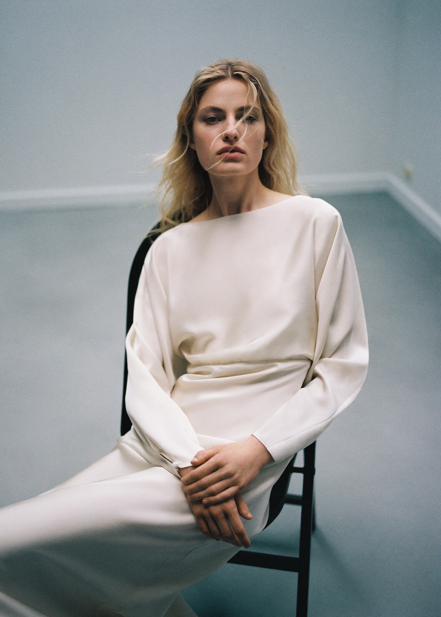 Lingerie dress with cloak detail - Details of the article 6