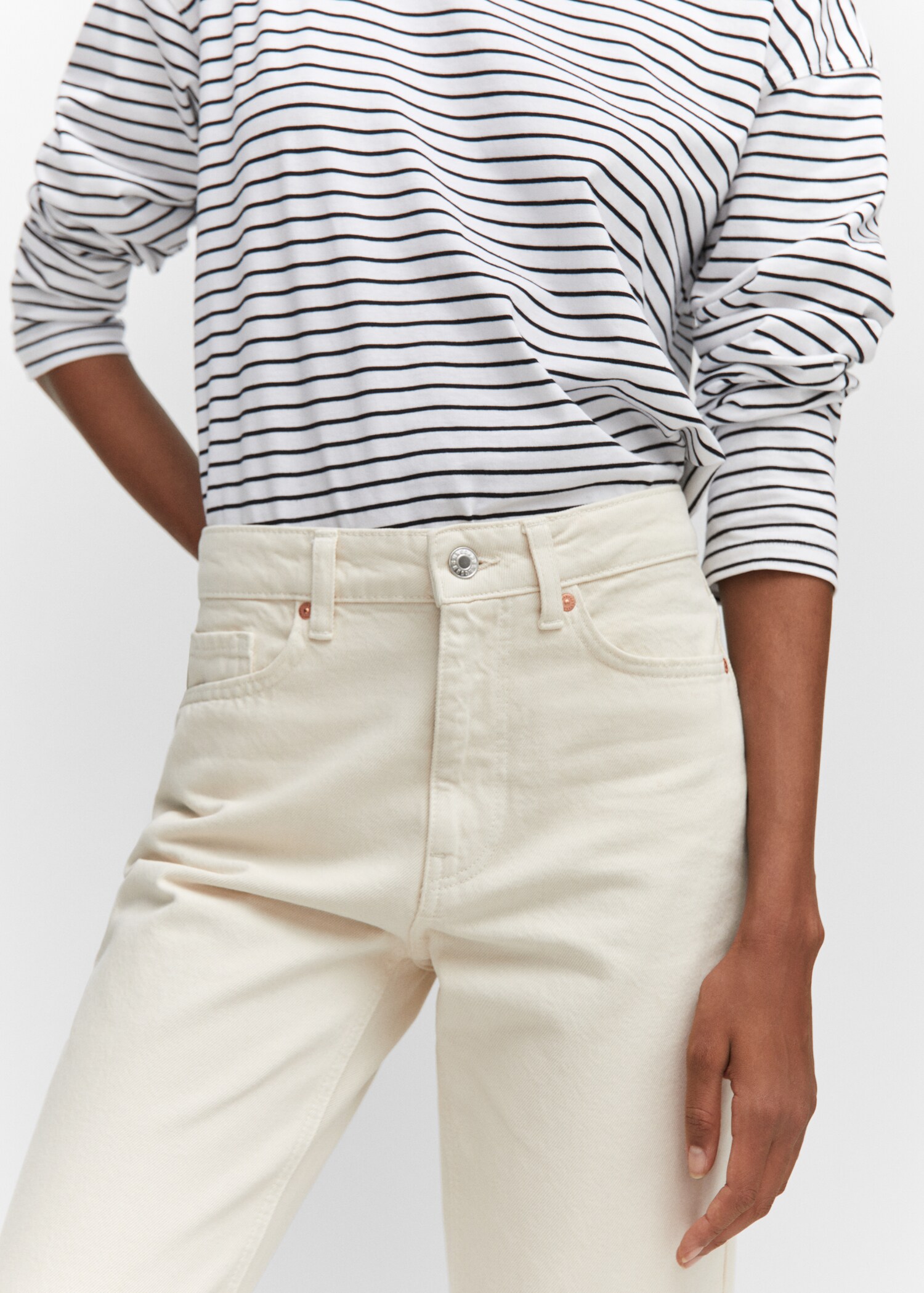 Straight-fit cropped jeans - Details of the article 2