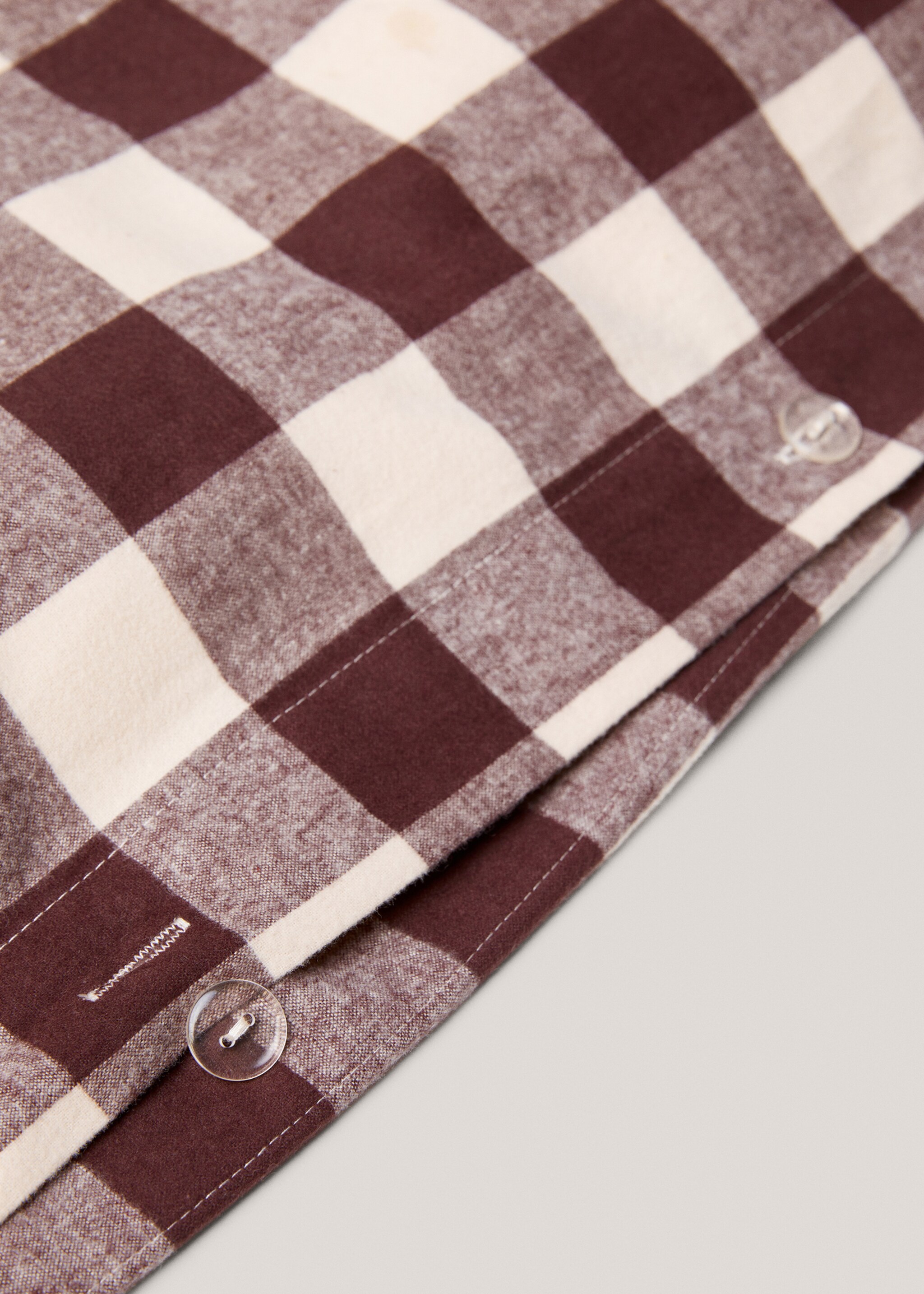 Two-tone check flannel duvet cover Single bed - Details of the article 3, Wine. Ref: 57004065-00.