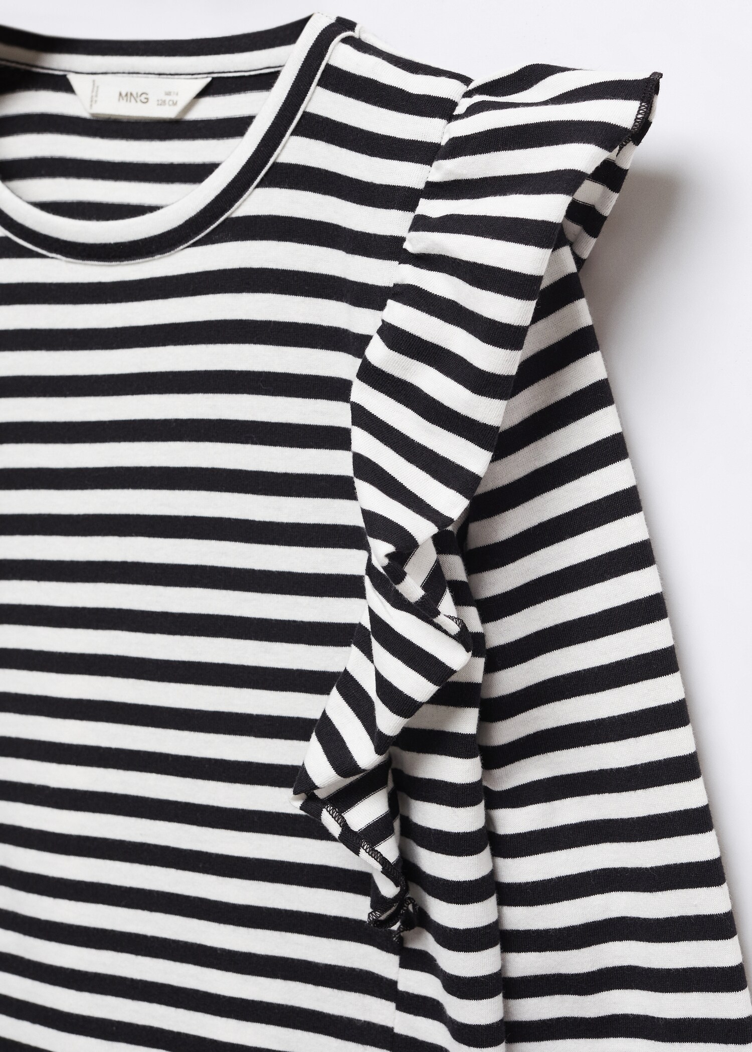 Striped long sleeves t-shirt - Details of the article 8