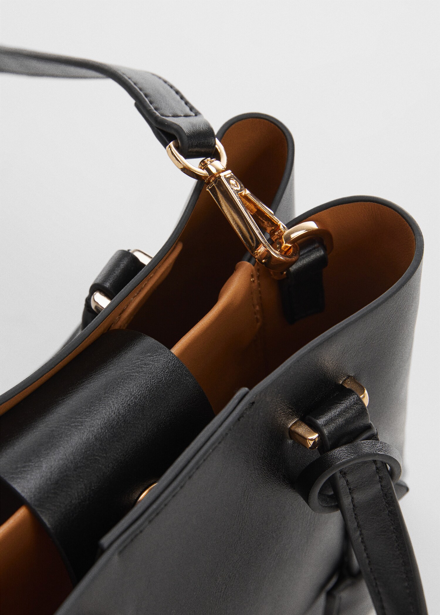 Kleine Tasche mit Doppelfach - Detail des Artikels 2