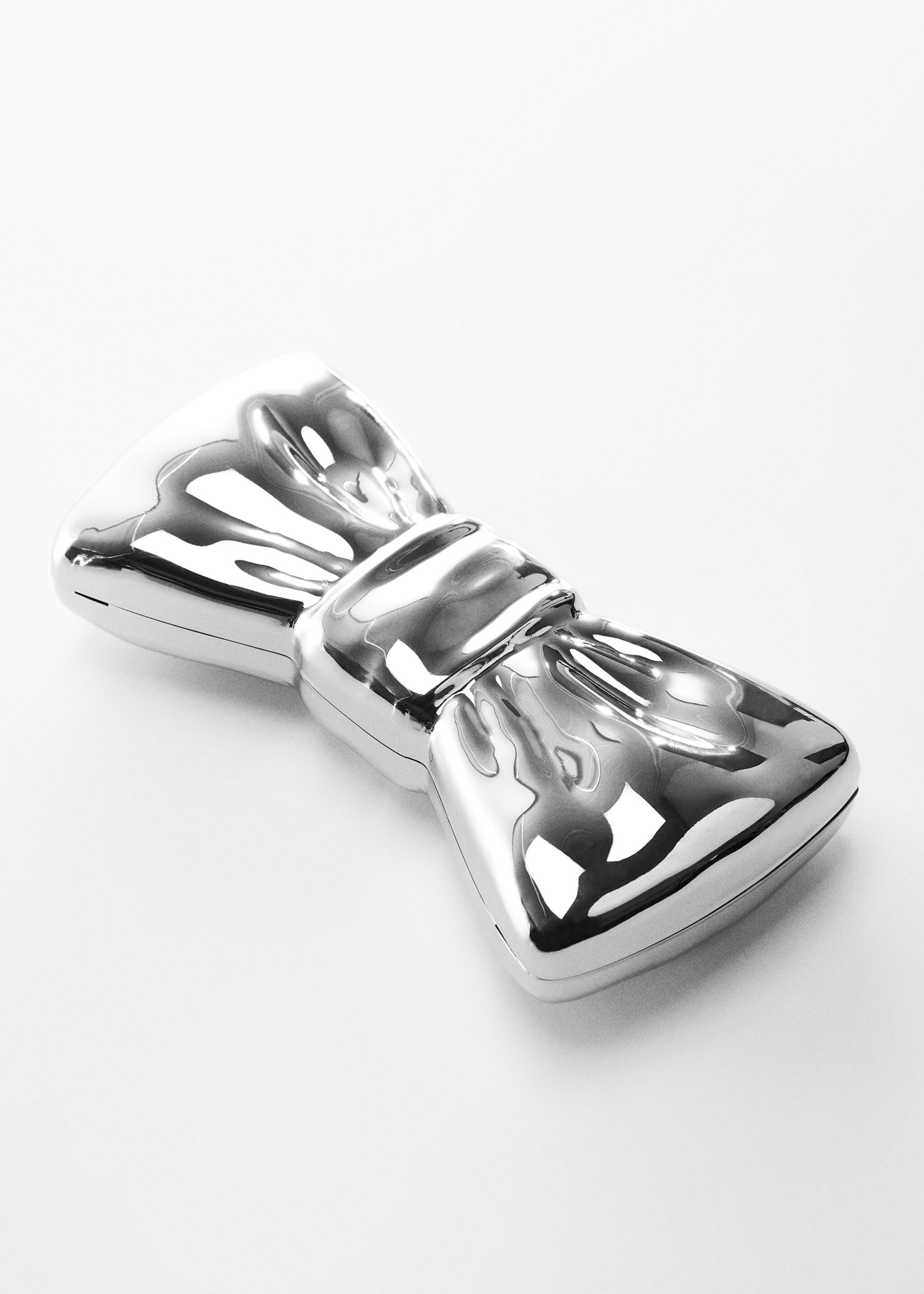 Clutch bag with bow design - Details of the article 5, Silver. Ref: 57004439-00.