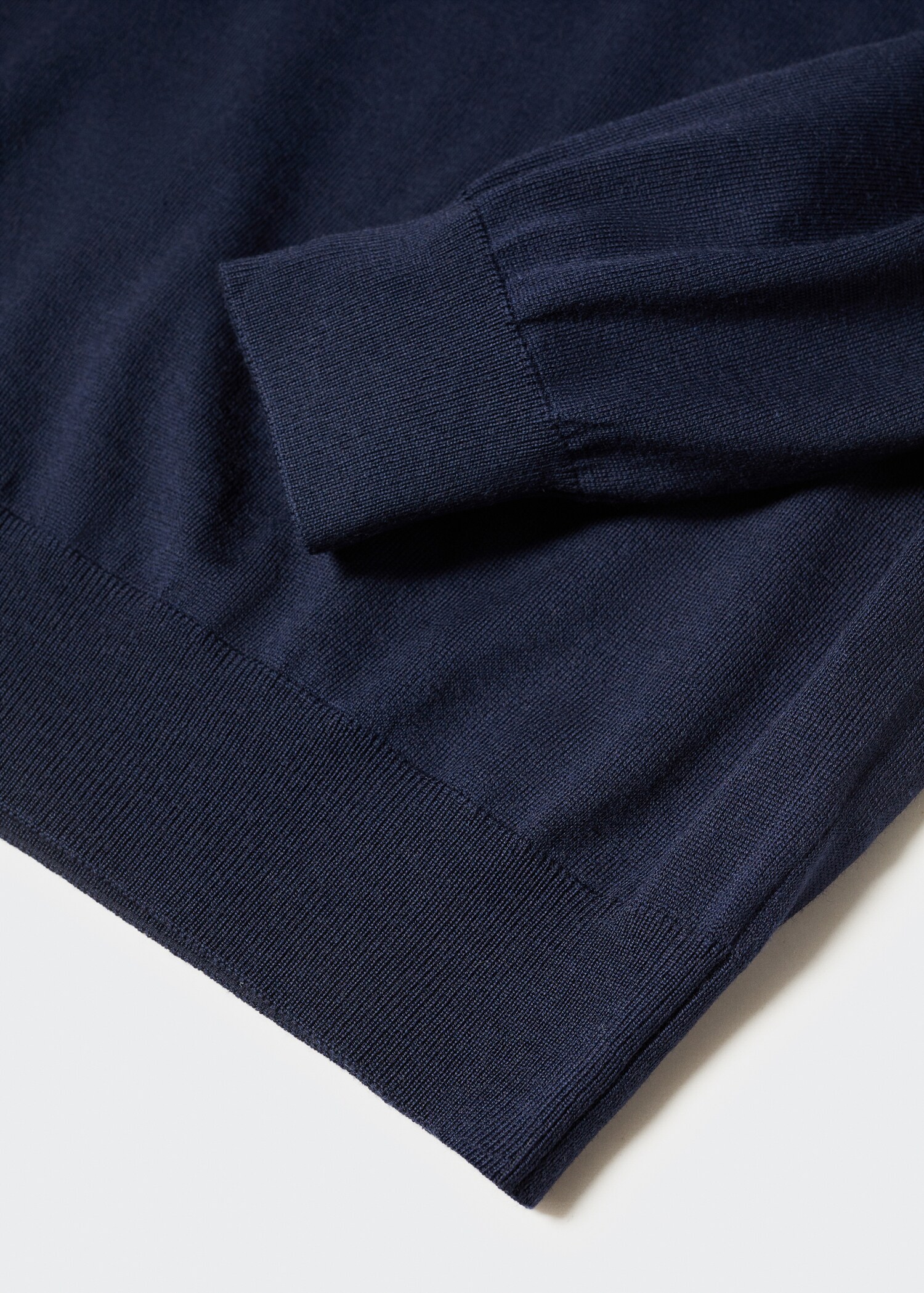 Pullover aus 100 % Merinowolle mit Zip-Kragen - Detail des Artikels 8
