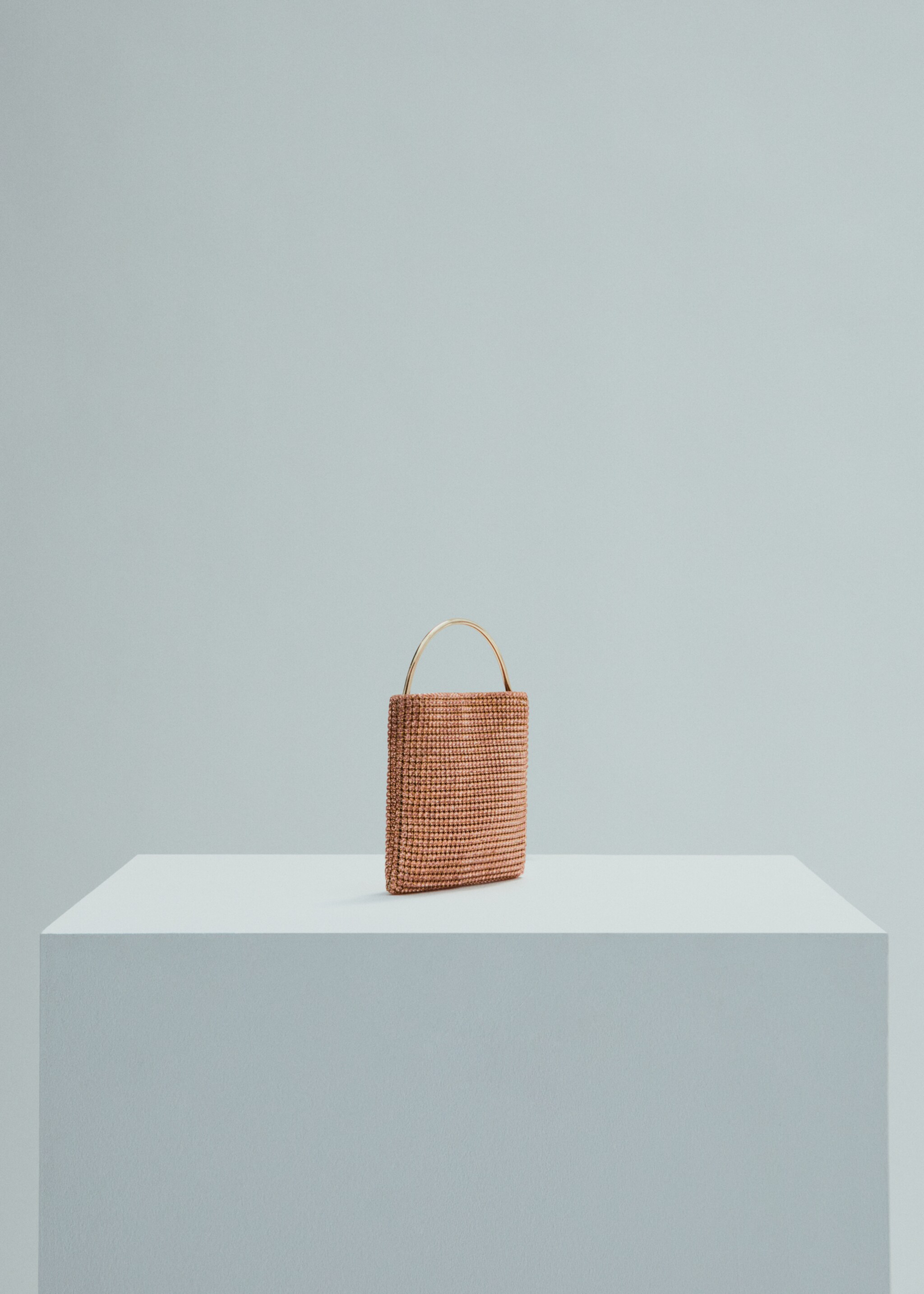 Bolso strass asa rígida - Plano medio