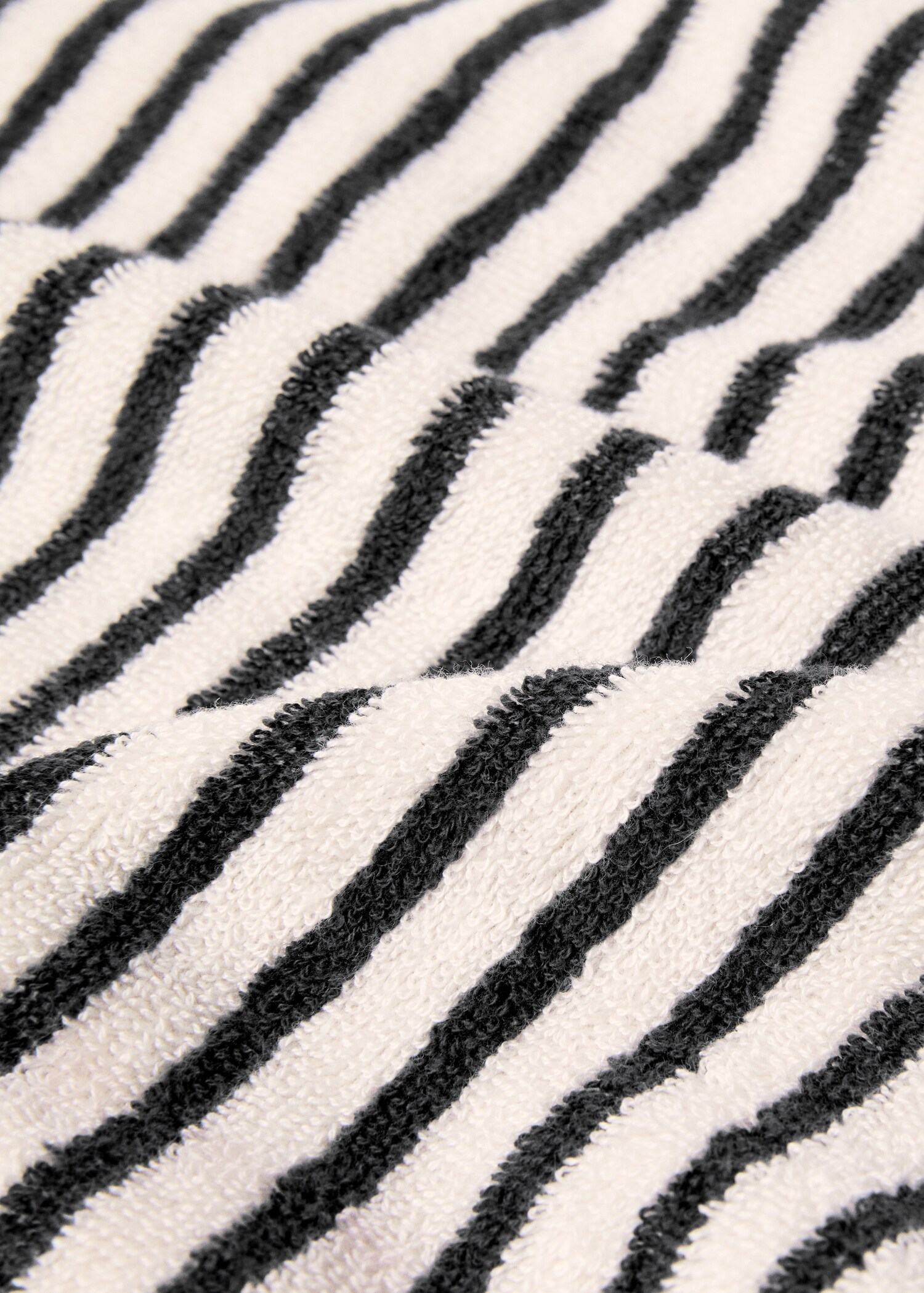 Striped hands towel 50x90cm - Details of the article 1