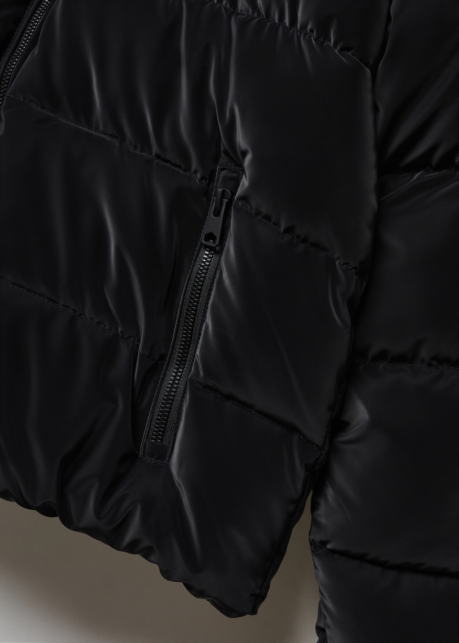 Quilted jacket - Details of the article 8