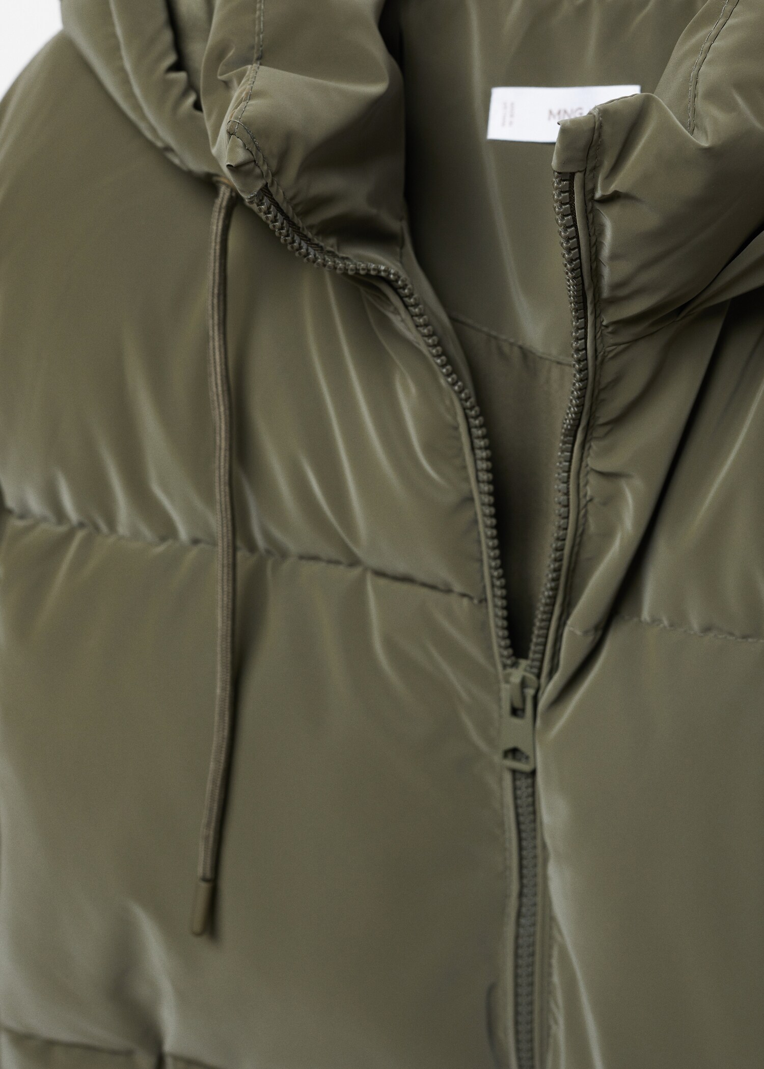Quilted long coat - Details of the article 8