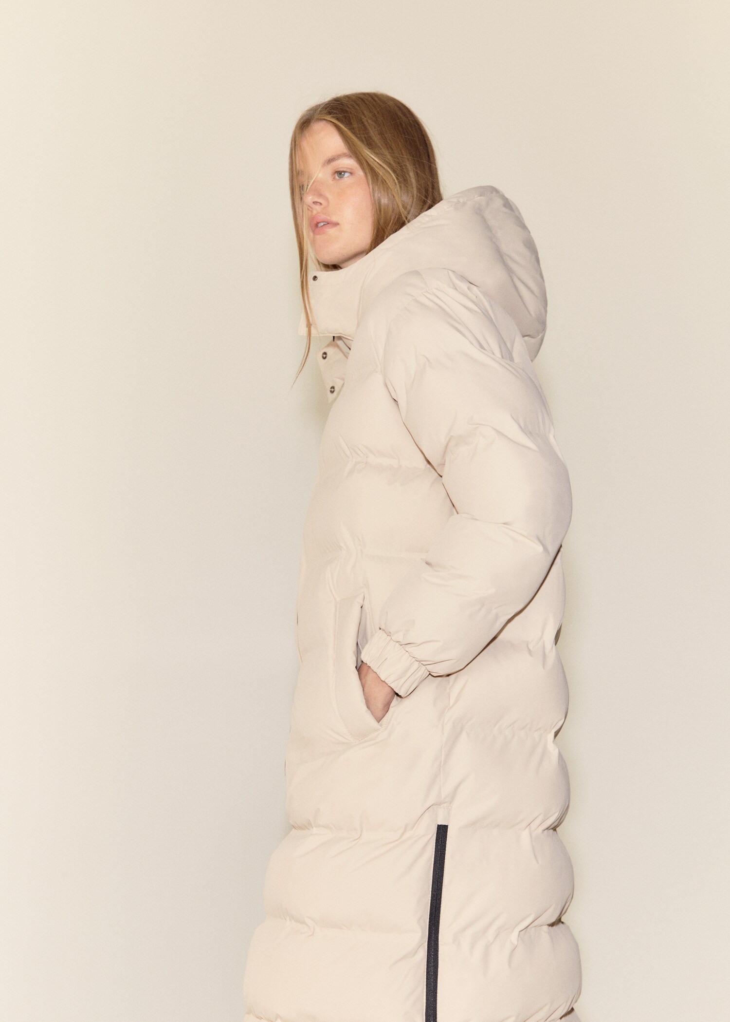 Quilted long coat - Details of the article 5