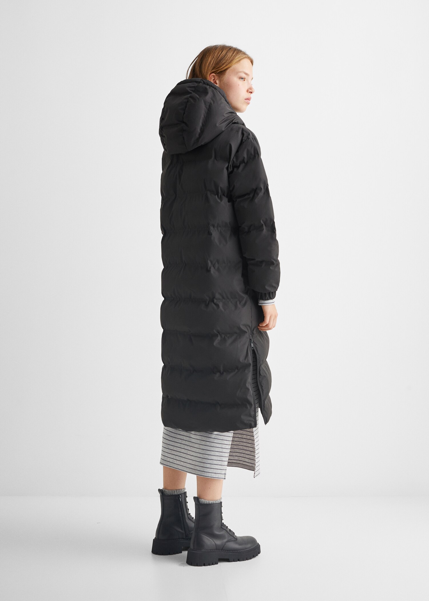 Quilted long coat - Reverse of the article