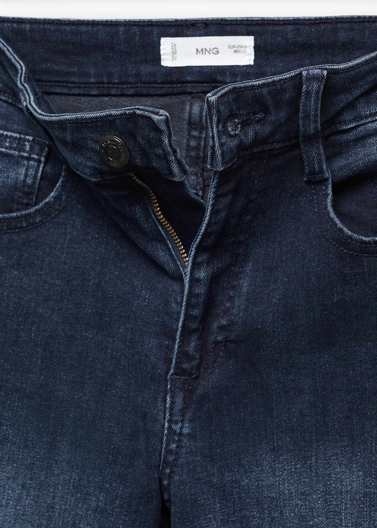Jeans terminación flare - Detalle del artículo 8