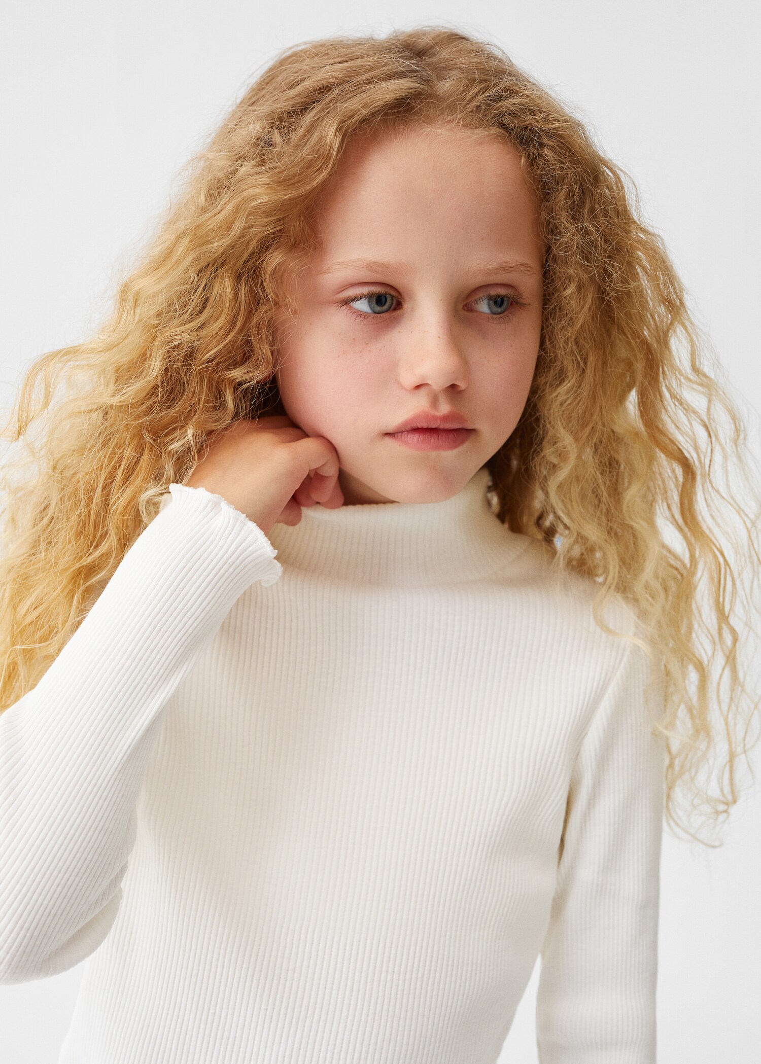 Ribbed high neck t-shirt - Details of the article 1
