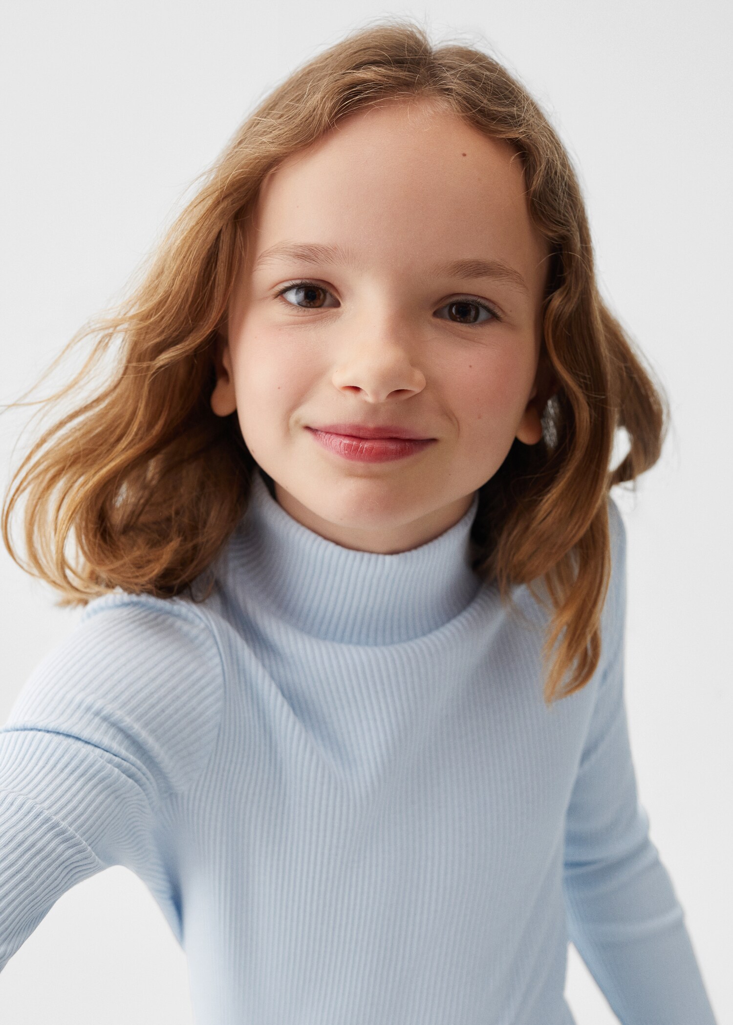 Ribbed high neck t-shirt - Details of the article 1
