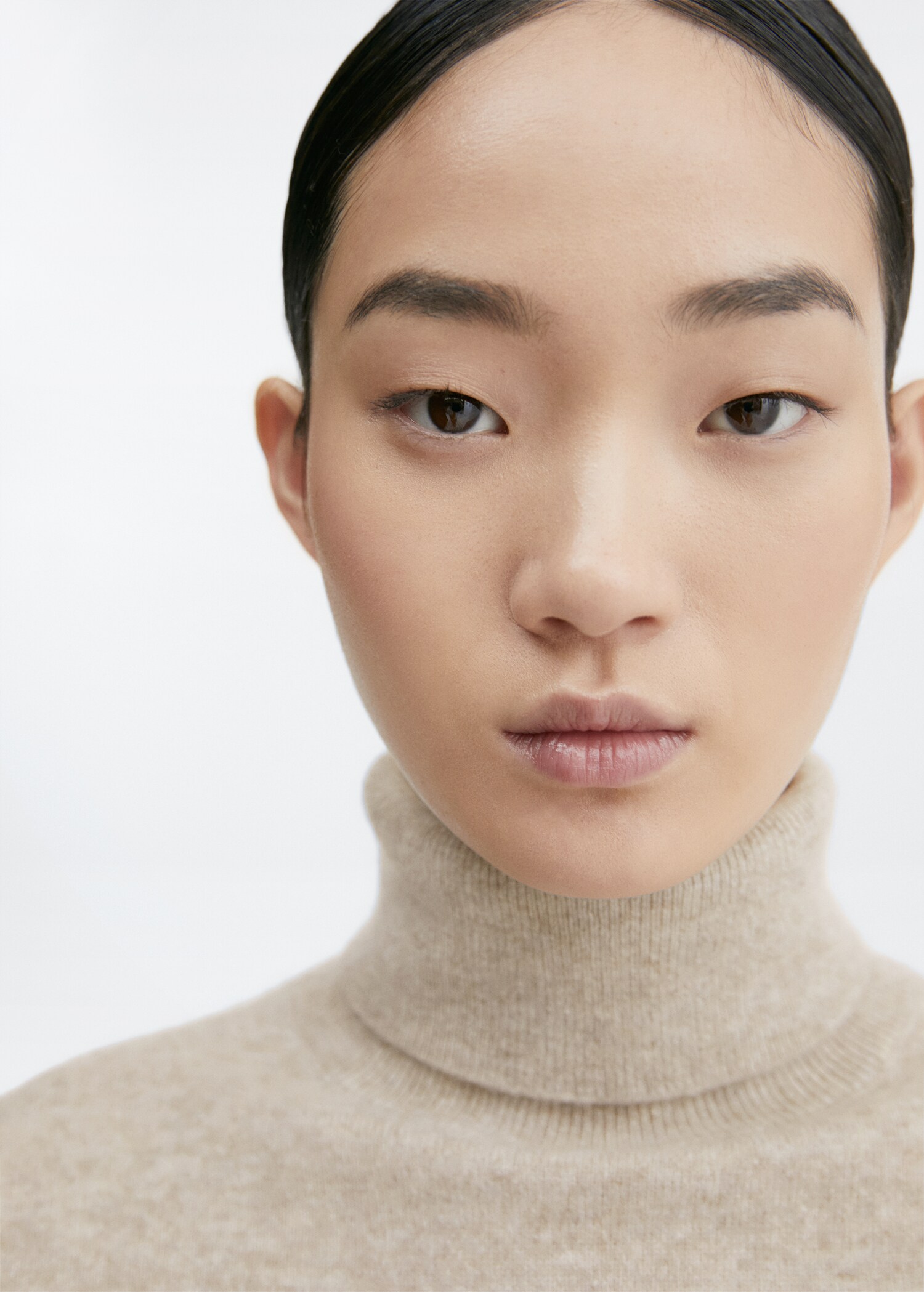 100% cashmere turtleneck sweater - Details of the article 1