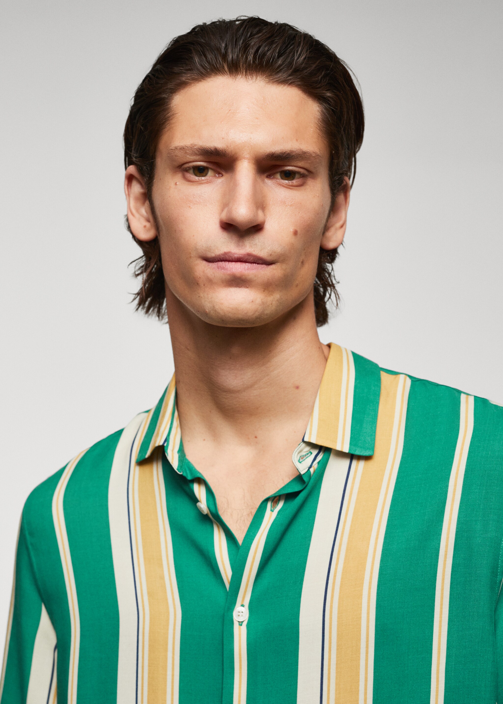 Gestreiftes Kurzarm-T-Shirt - Detail des Artikels 1