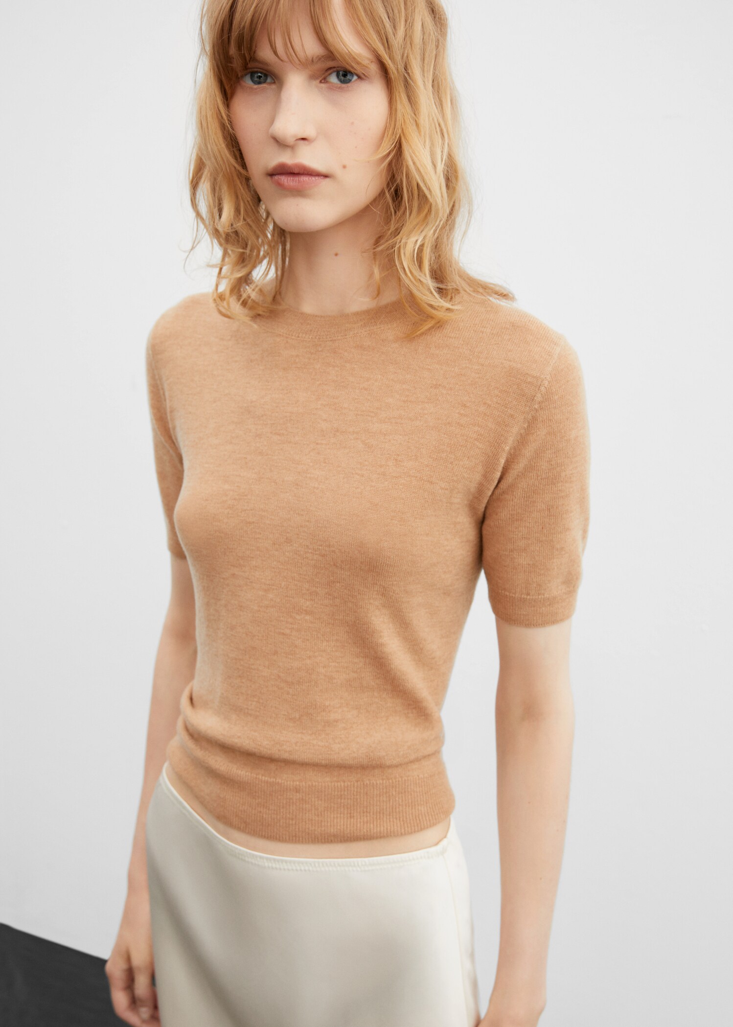 Short-sleeved wool sweater - Medium plane