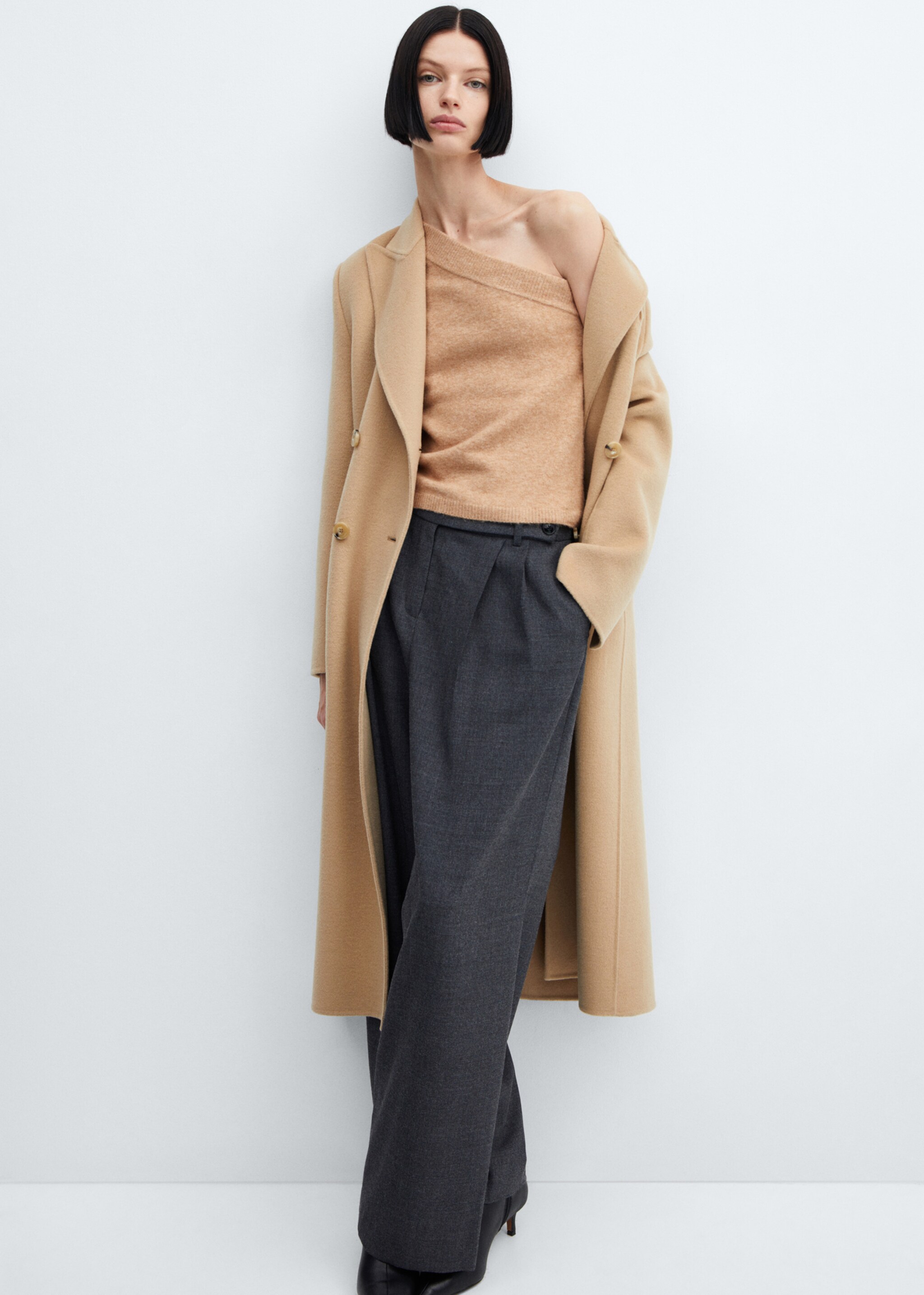 Asymmetric knit sweater - Details of the article 2, Medium Brown. Ref: 57005814-00.