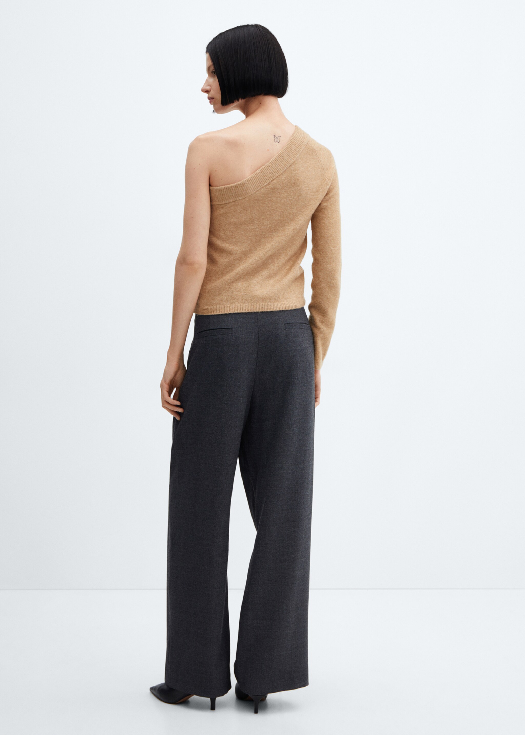 Asymmetric knit sweater - Reverse of the article, Medium Brown. Ref: 57005814-00.