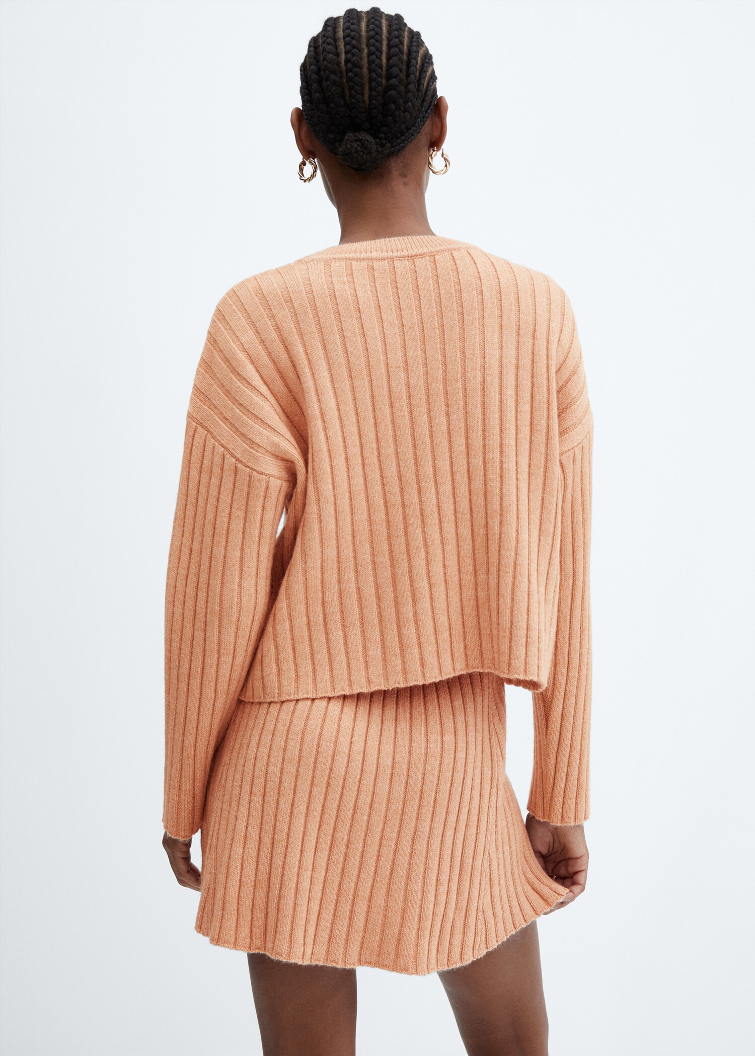 Ribbed round-neck sweater - Reverse of the article