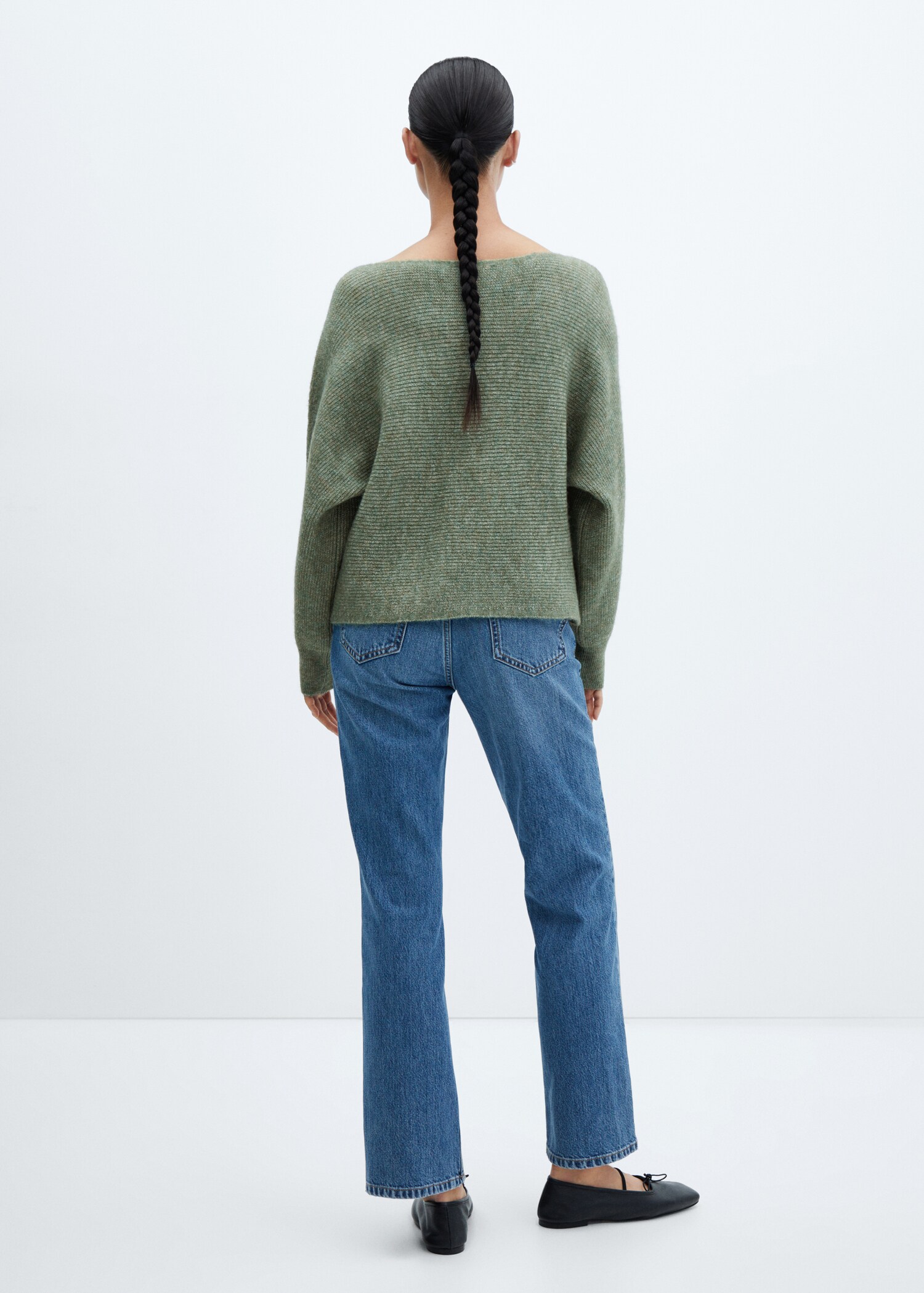 Puffed sleeves sweater - Reverse of the article