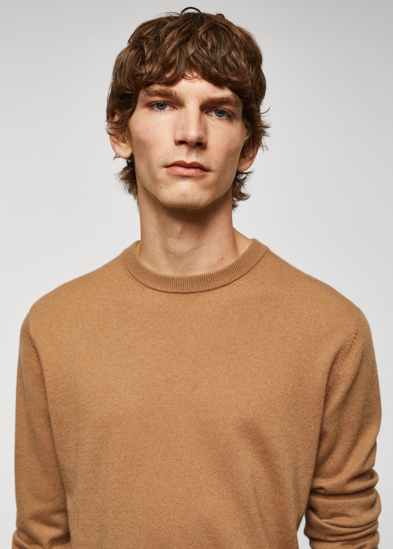 Fine-knit wool-blend sweater - Details of the article 1
