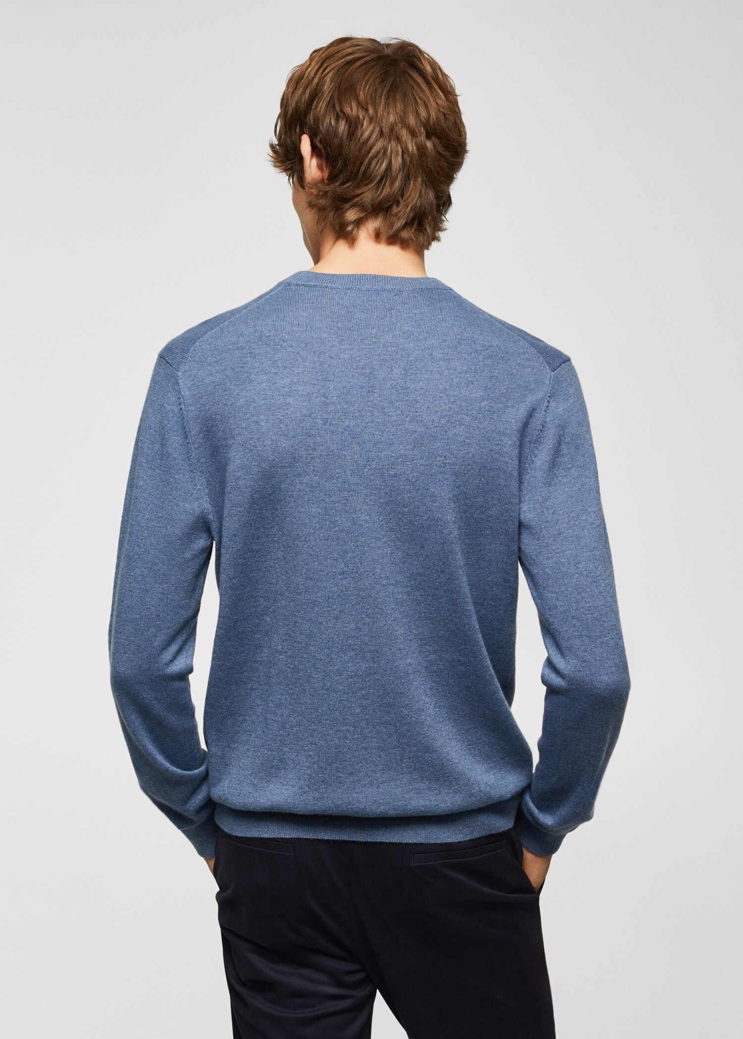 Fine-knit wool-blend sweater - Reverse of the article