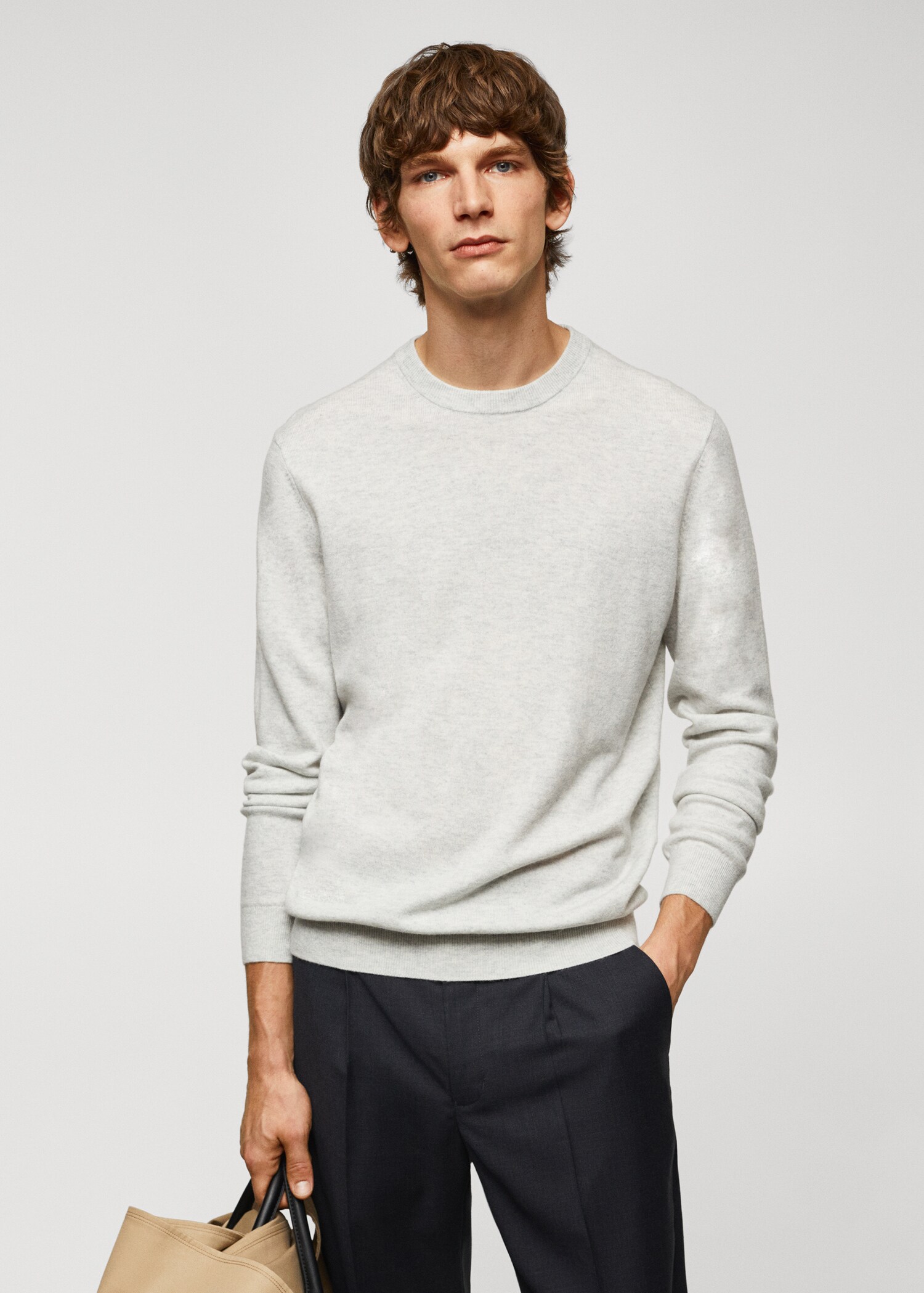 Fine-knit wool-blend sweater - Medium plane