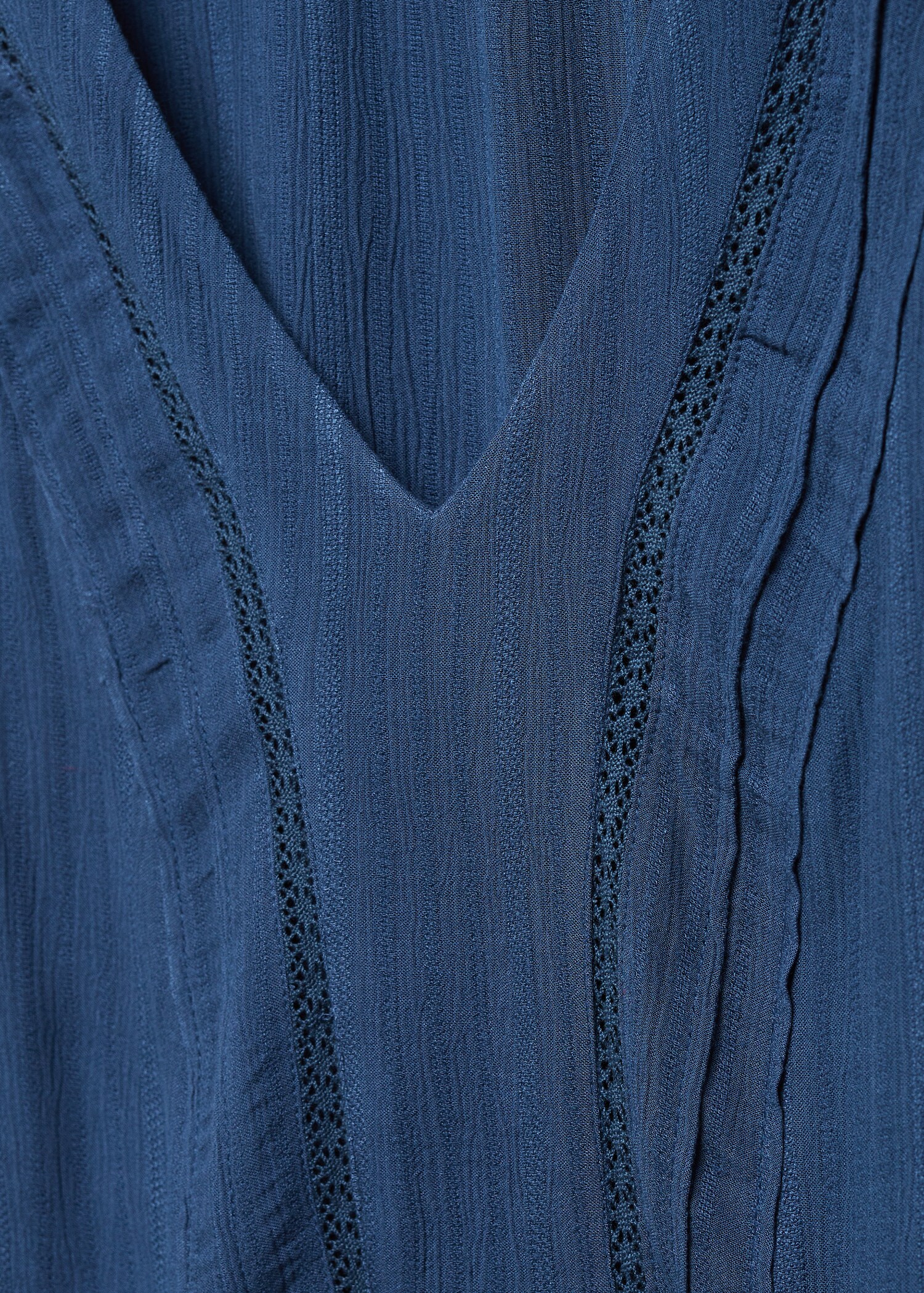 Embroidered crop top - Details of the article 8