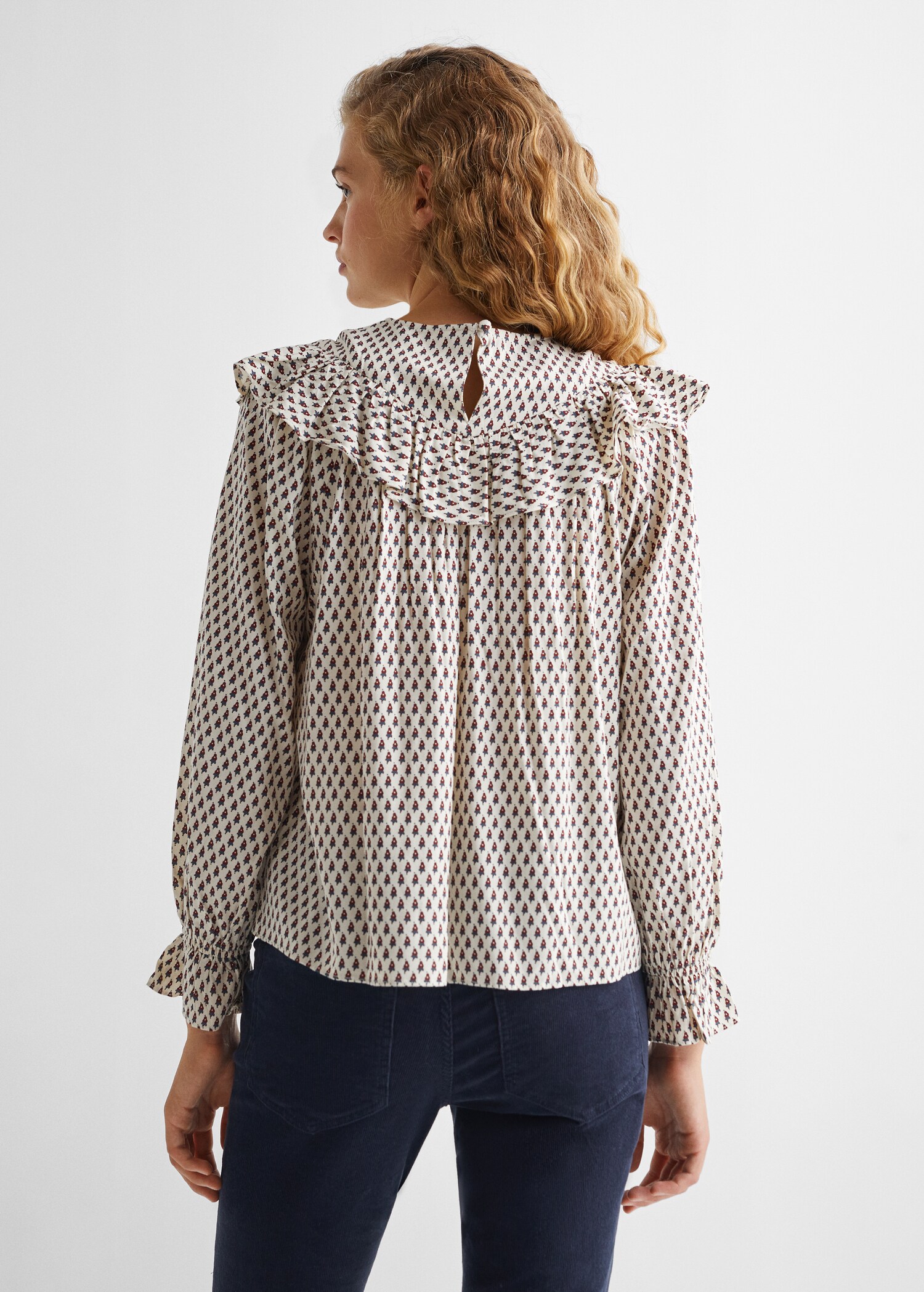 Blusa estampado volantes - Reverso del artículo