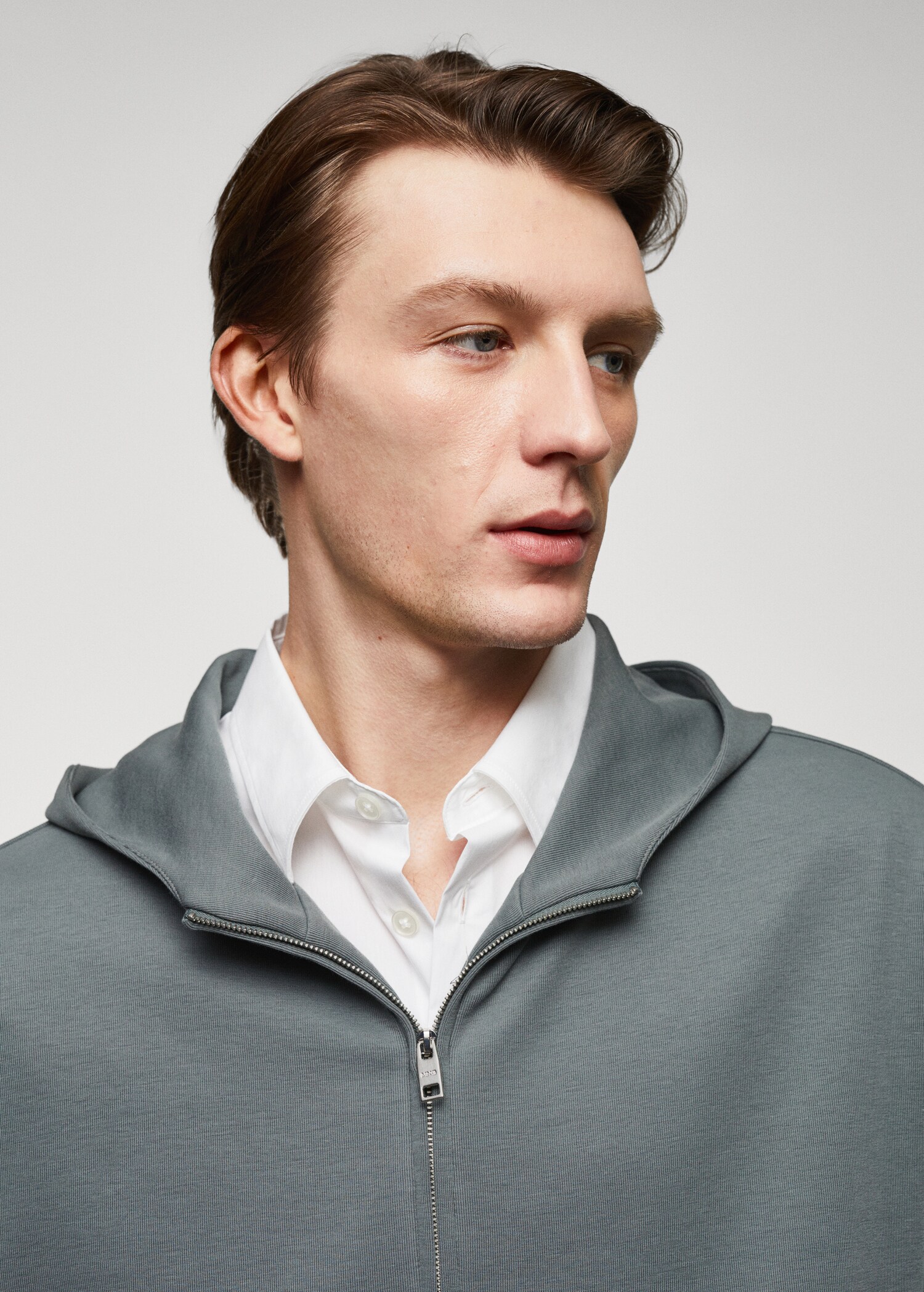Oversized cotton sweatshirt with zip - Details of the article 1
