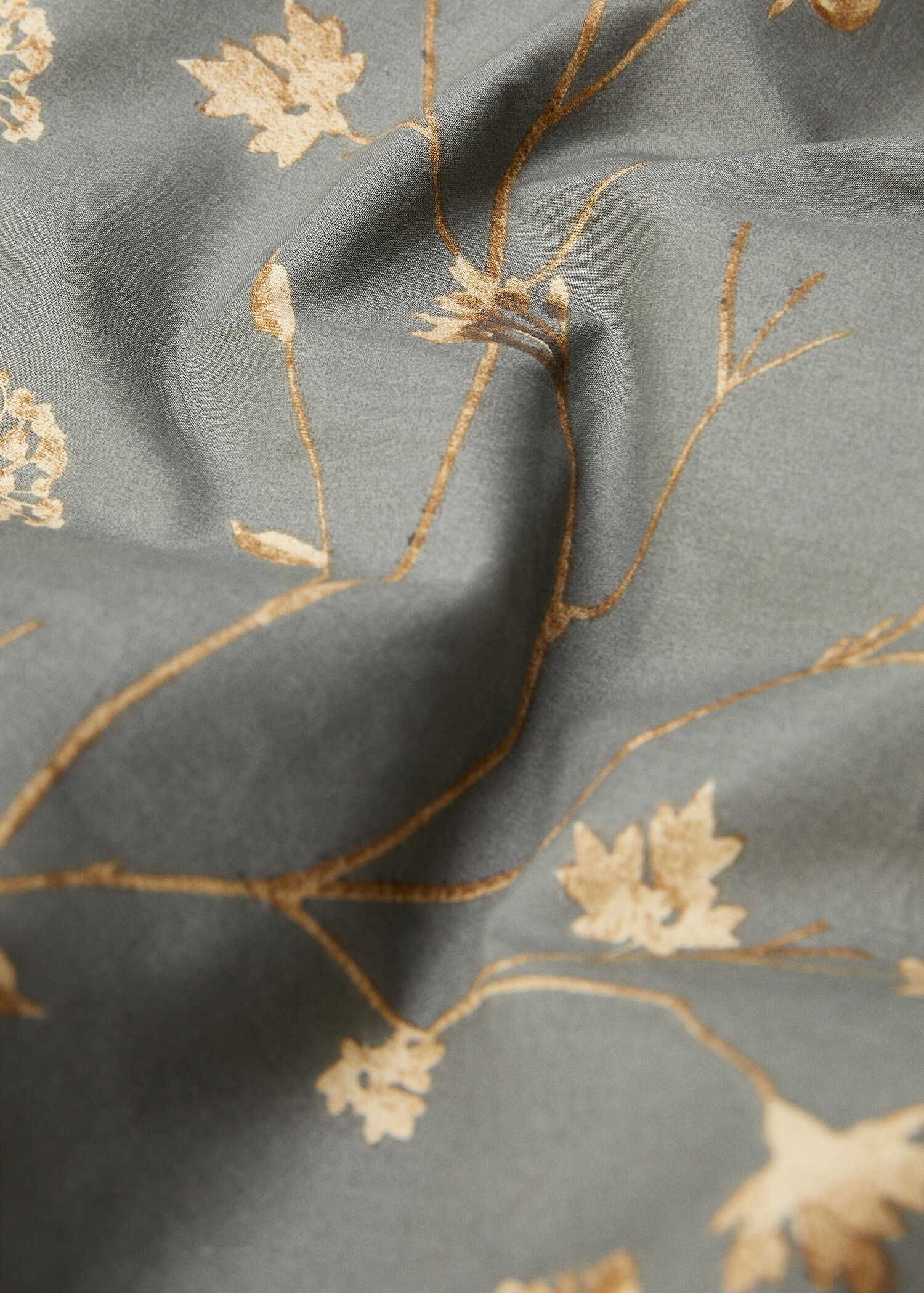 Duvet cover with floral design for King bed - Details of the article 3
