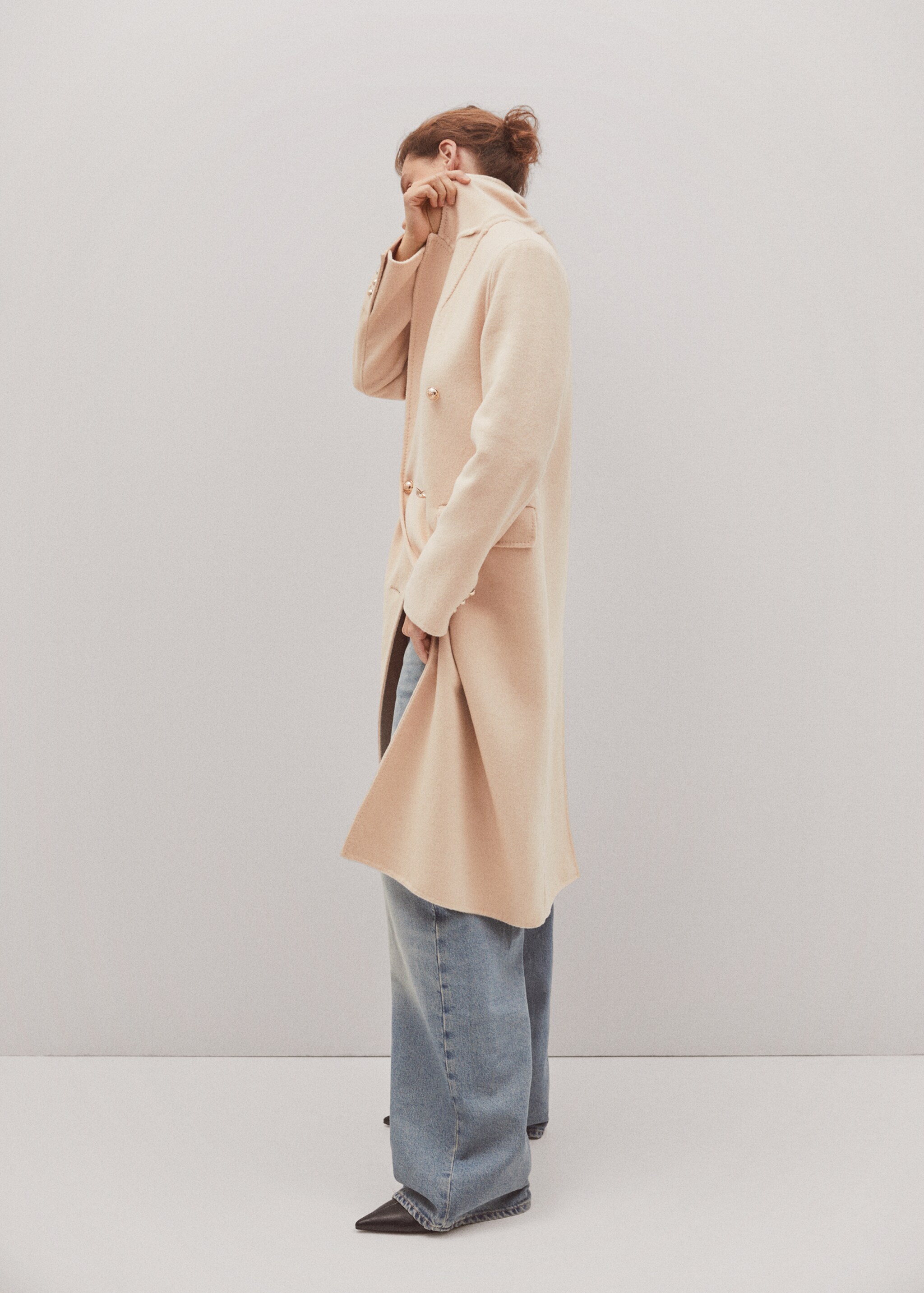 Handmade buttoned wool coat - Details of the article 6