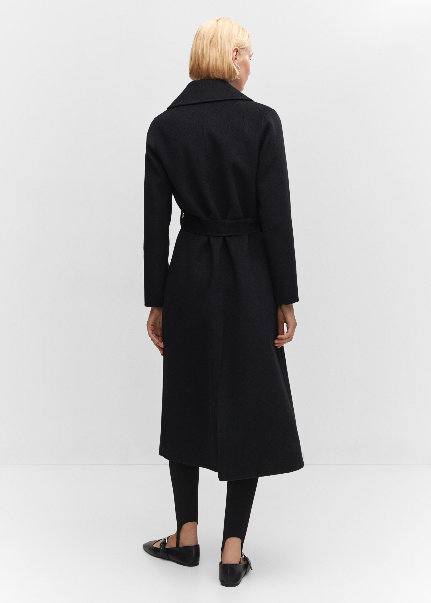 Handmade wool coat - Reverse of the article
