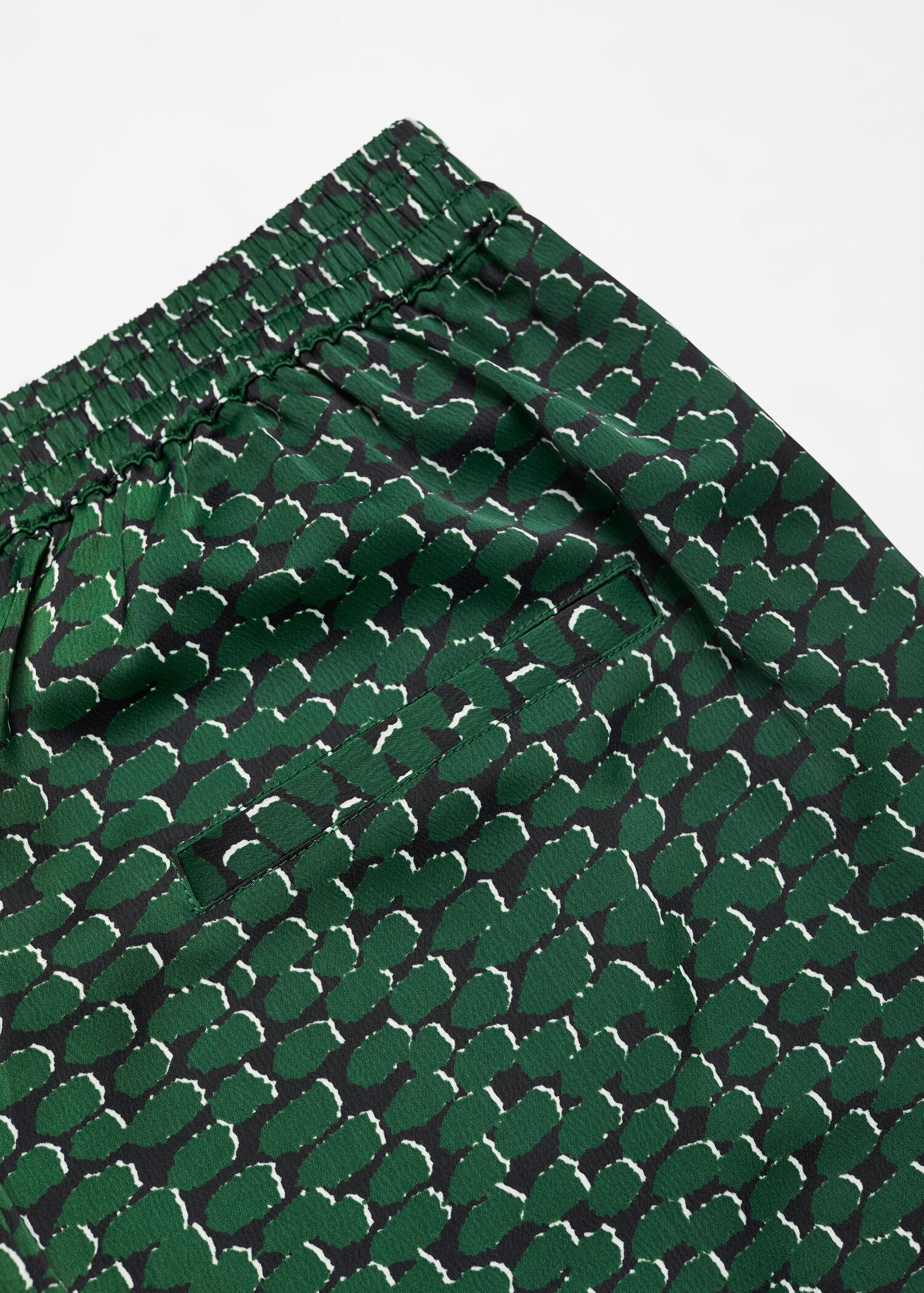 Fließende, bedruckte Hose - Detail des Artikels 8