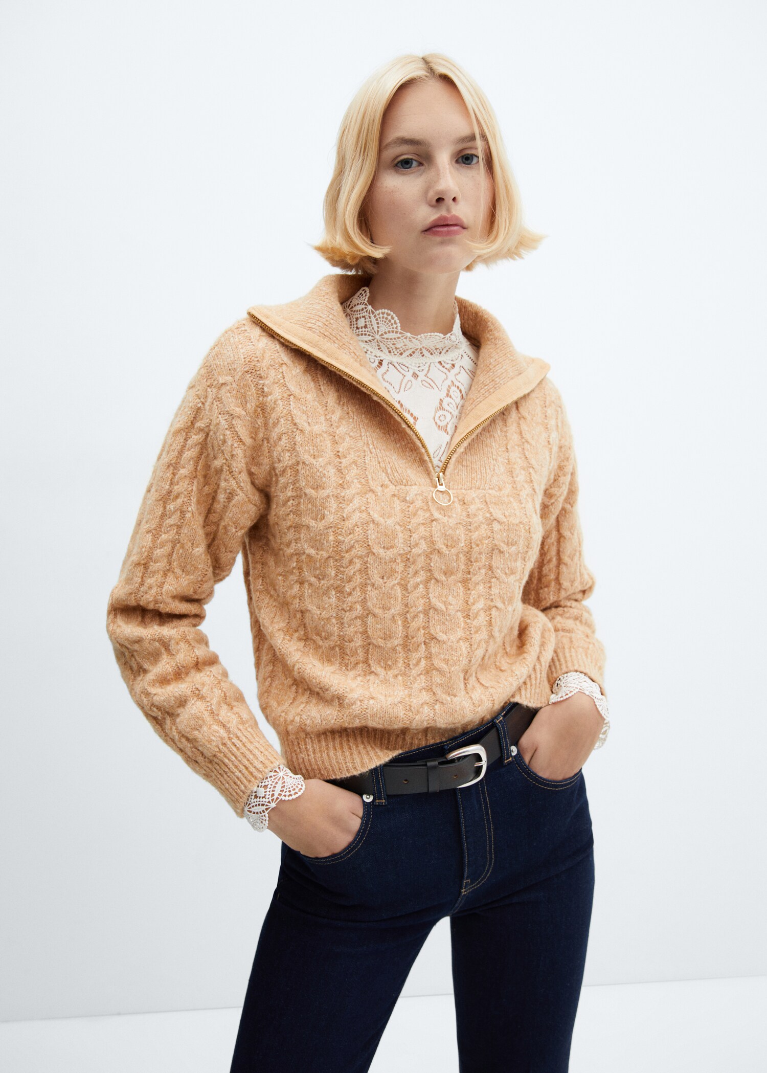 Cable-knit zip-neck sweater - Medium plane