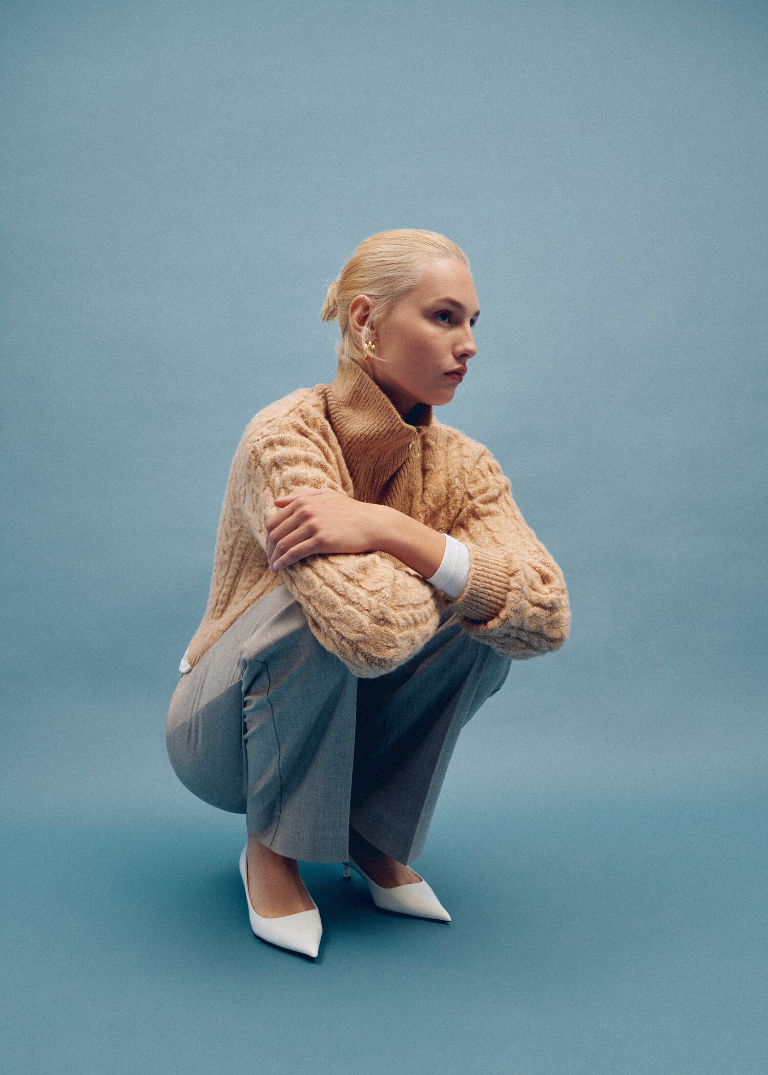Cable-knit zip-neck sweater - Details of the article 7