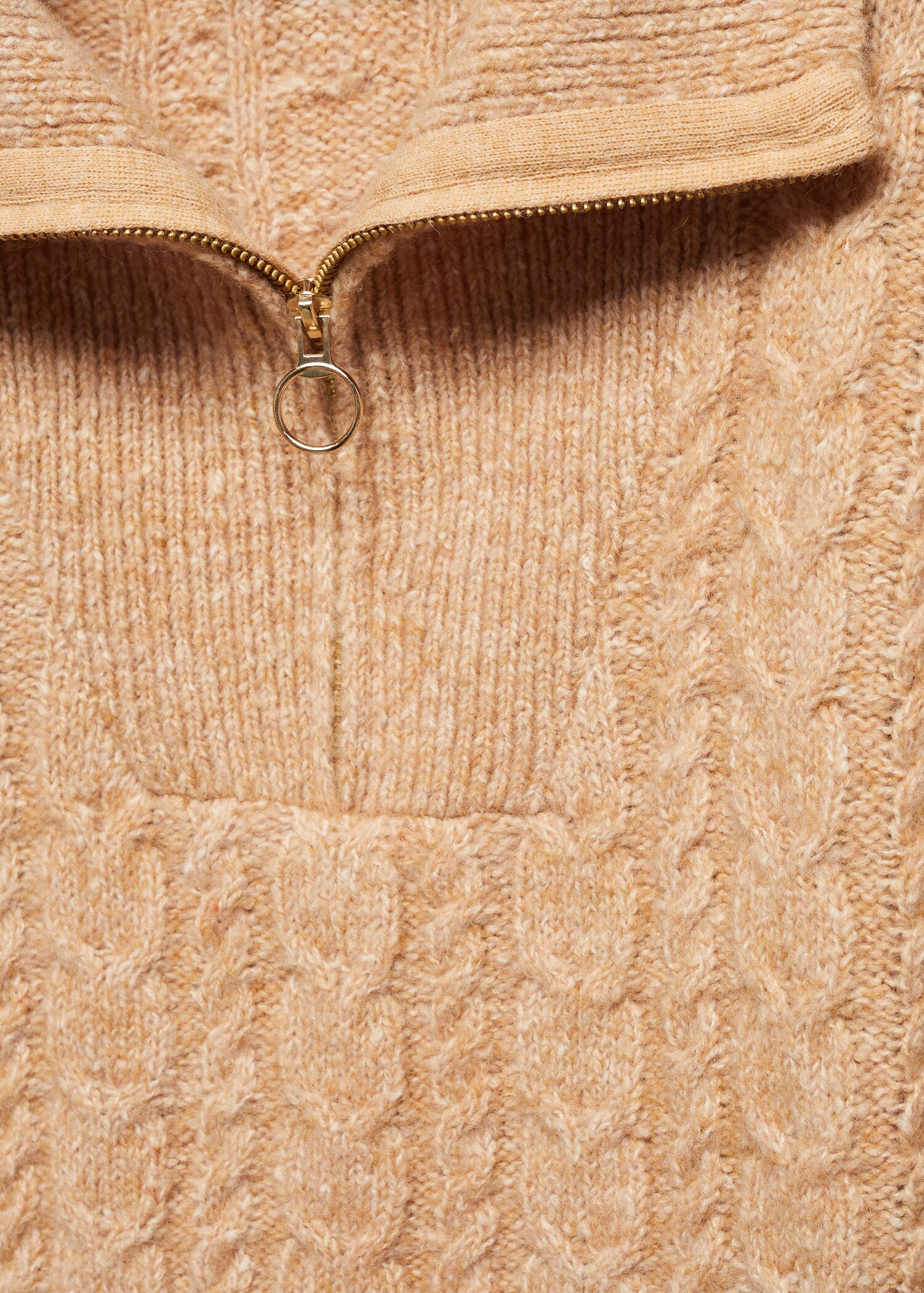 Cable-knit zip-neck sweater - Details of the article 8