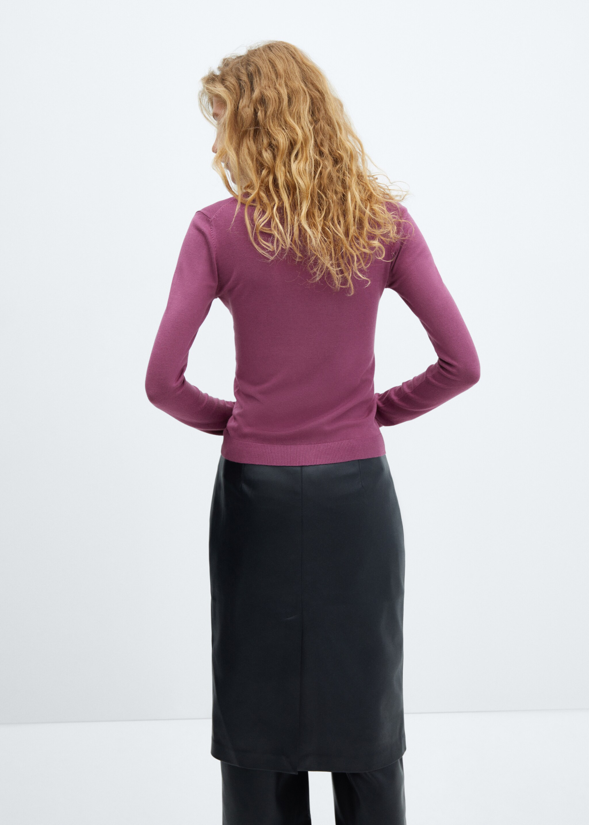 Pull-over maille fine col roulé - Verso de l’article