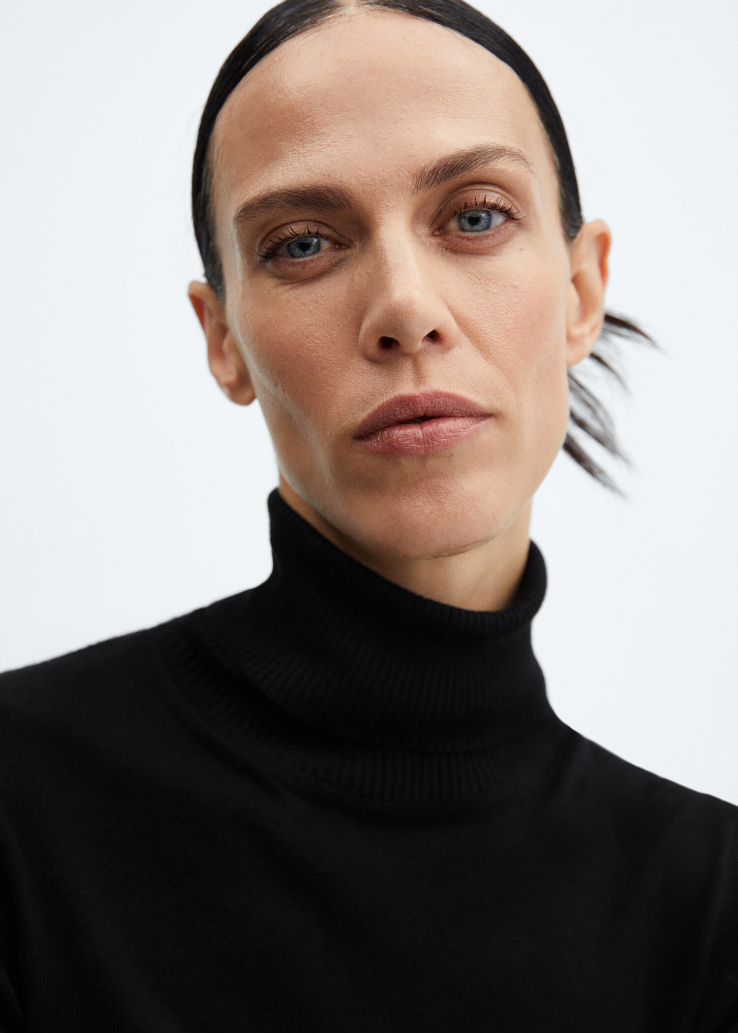Pull-over maille fine col roulé - Détail de l'article 1
