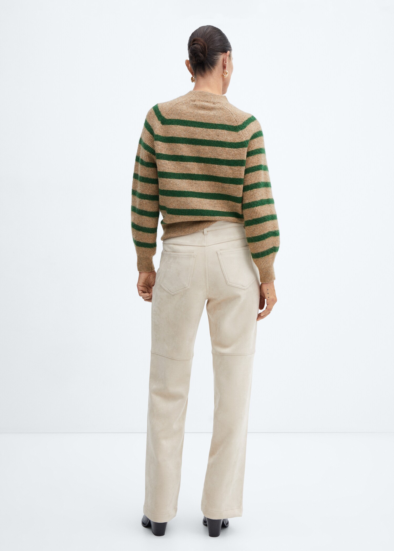 Round-neck striped sweater - Reverse of the article