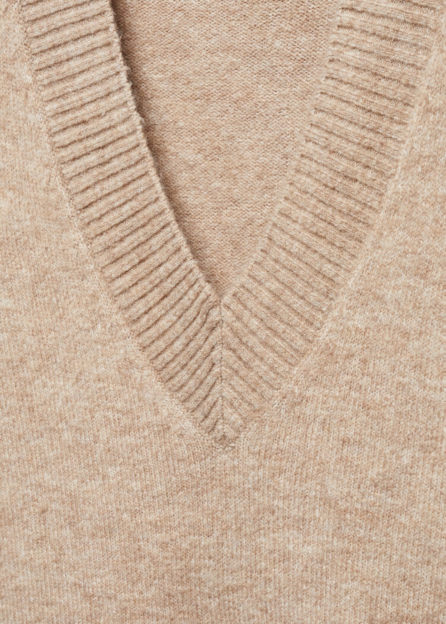 Oversized V-neck sweater - Details of the article 8